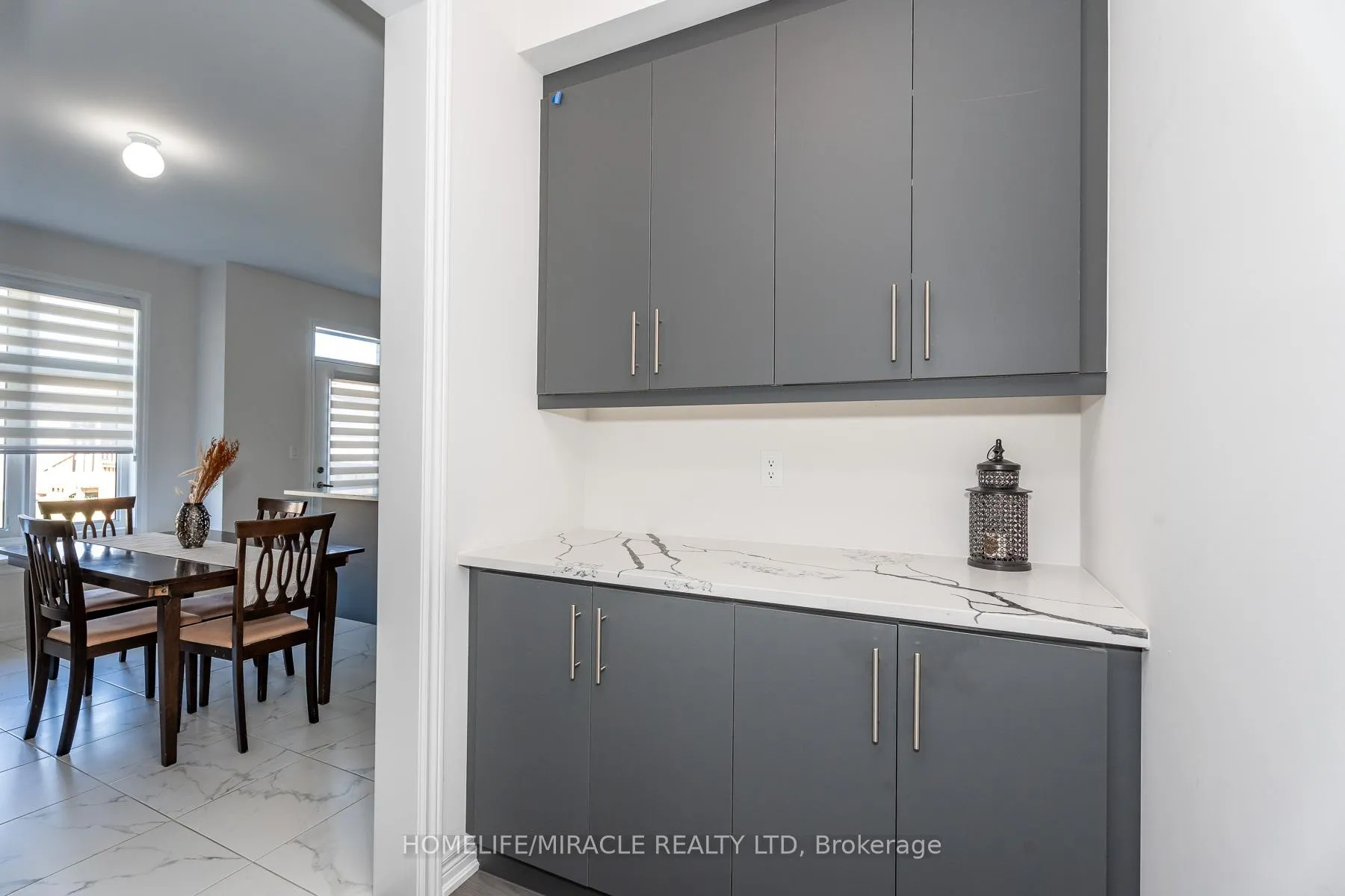 Photo 12 of 5 Ainslie Hill Crescent, Georgina, Sutton & Jackson's Point — HOMEH