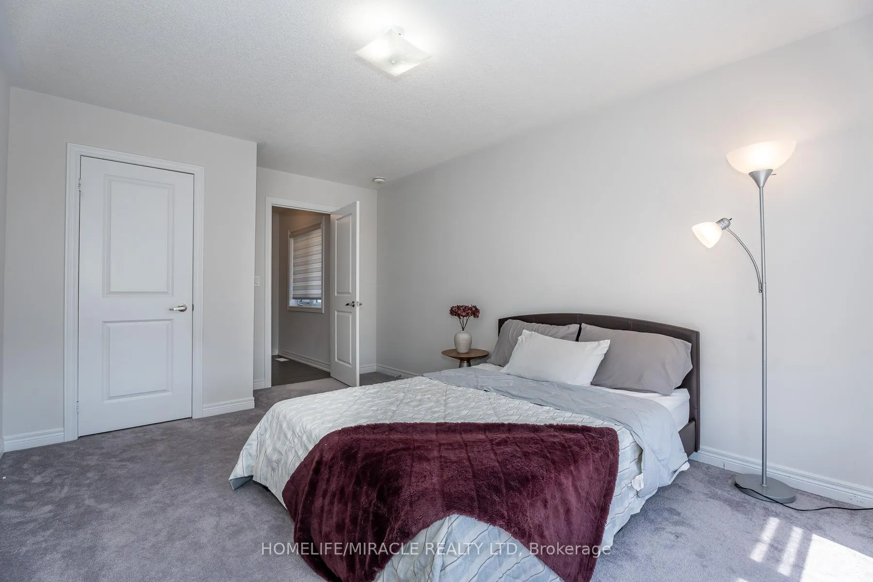 Photo 34 of 5 Ainslie Hill Crescent, Georgina, Sutton & Jackson's Point — HOMEH
