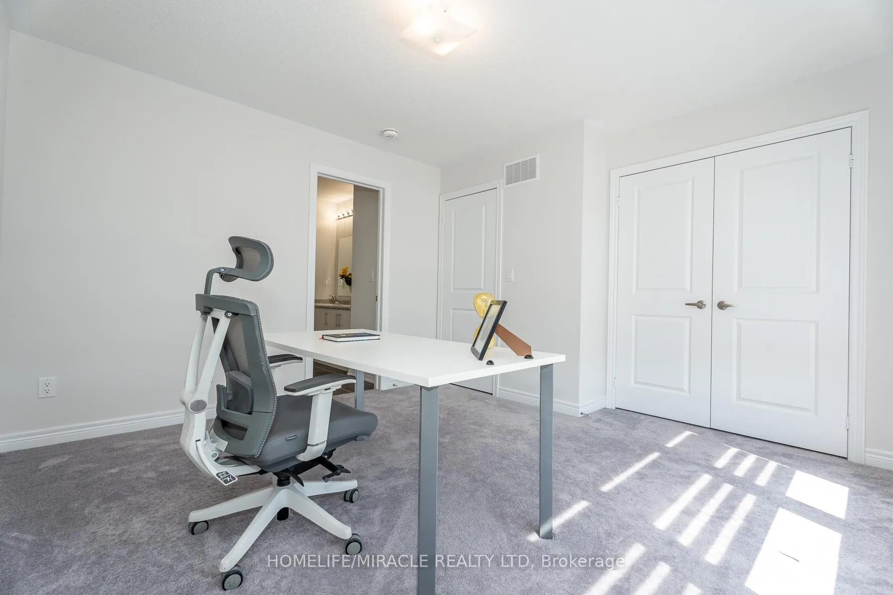 Photo 44 of 5 Ainslie Hill Crescent, Georgina, Sutton & Jackson's Point — HOMEH