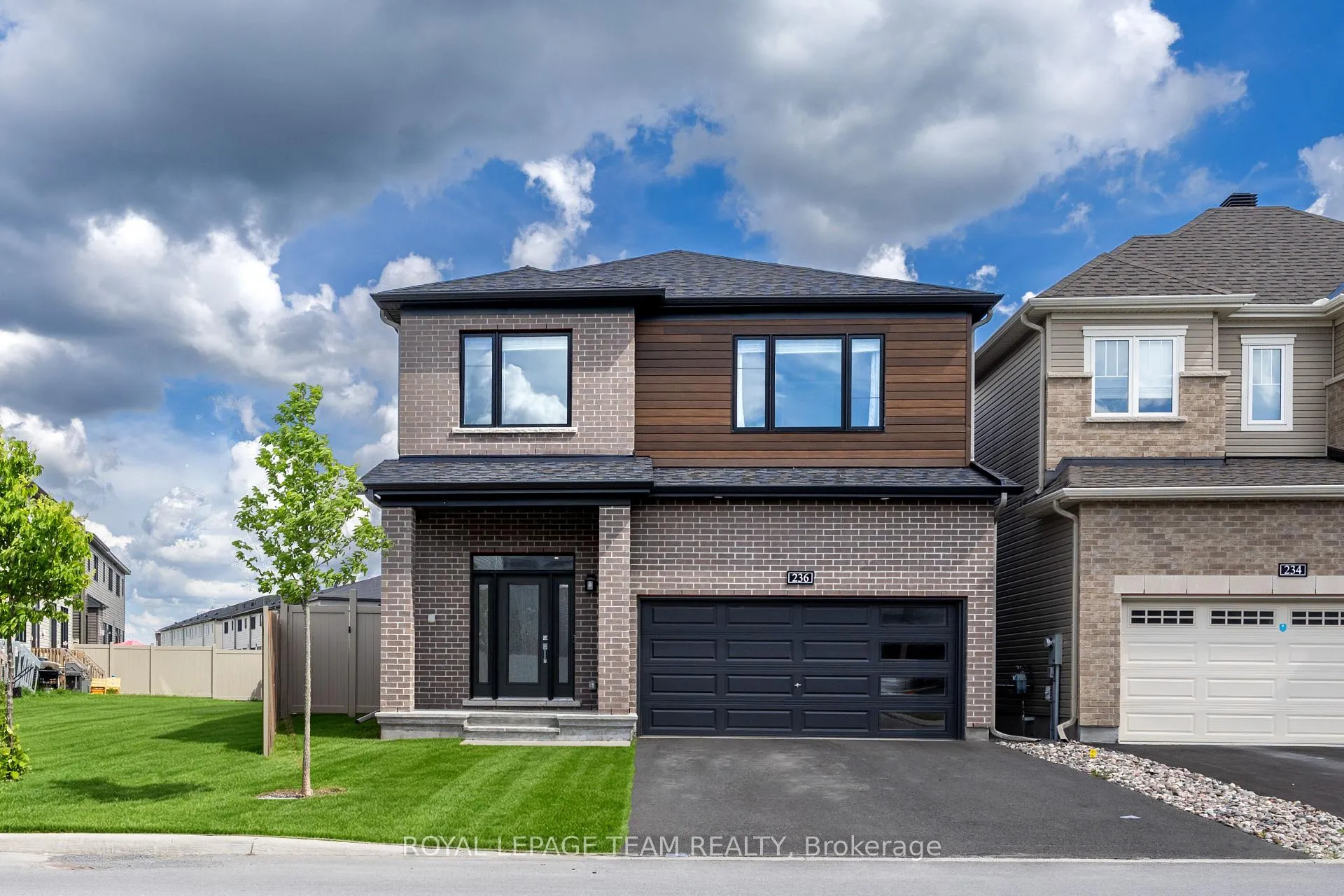 Photo 1 of 236 Calvington Avenue, Ottawa, Kanata - Kanata Lakes/Heritage Hills — HOMEH