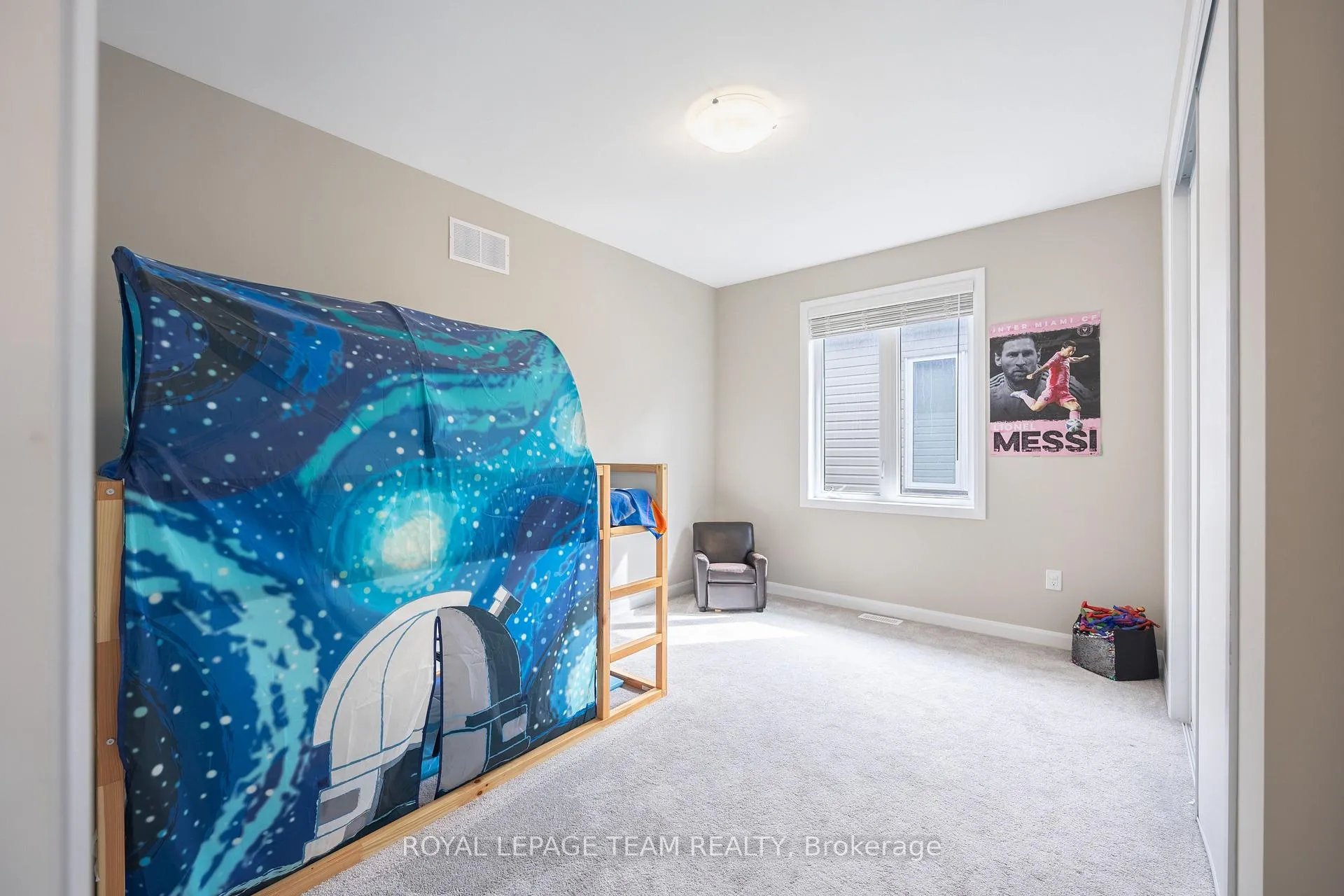 Photo 36 of 236 Calvington Avenue, Ottawa, Kanata - Kanata Lakes/Heritage Hills — HOMEH