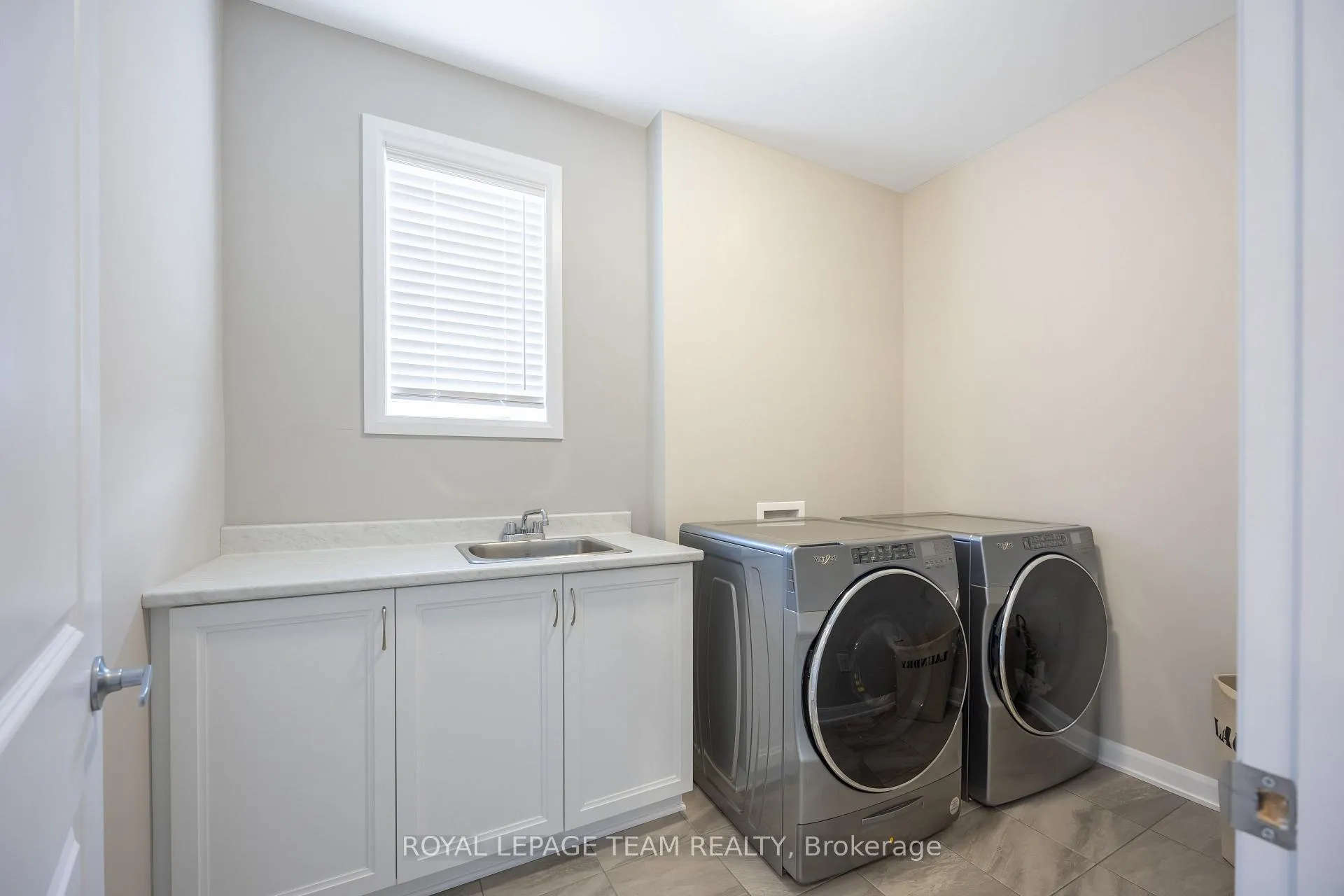 Photo 42 of 236 Calvington Avenue, Ottawa, Kanata - Kanata Lakes/Heritage Hills — HOMEH