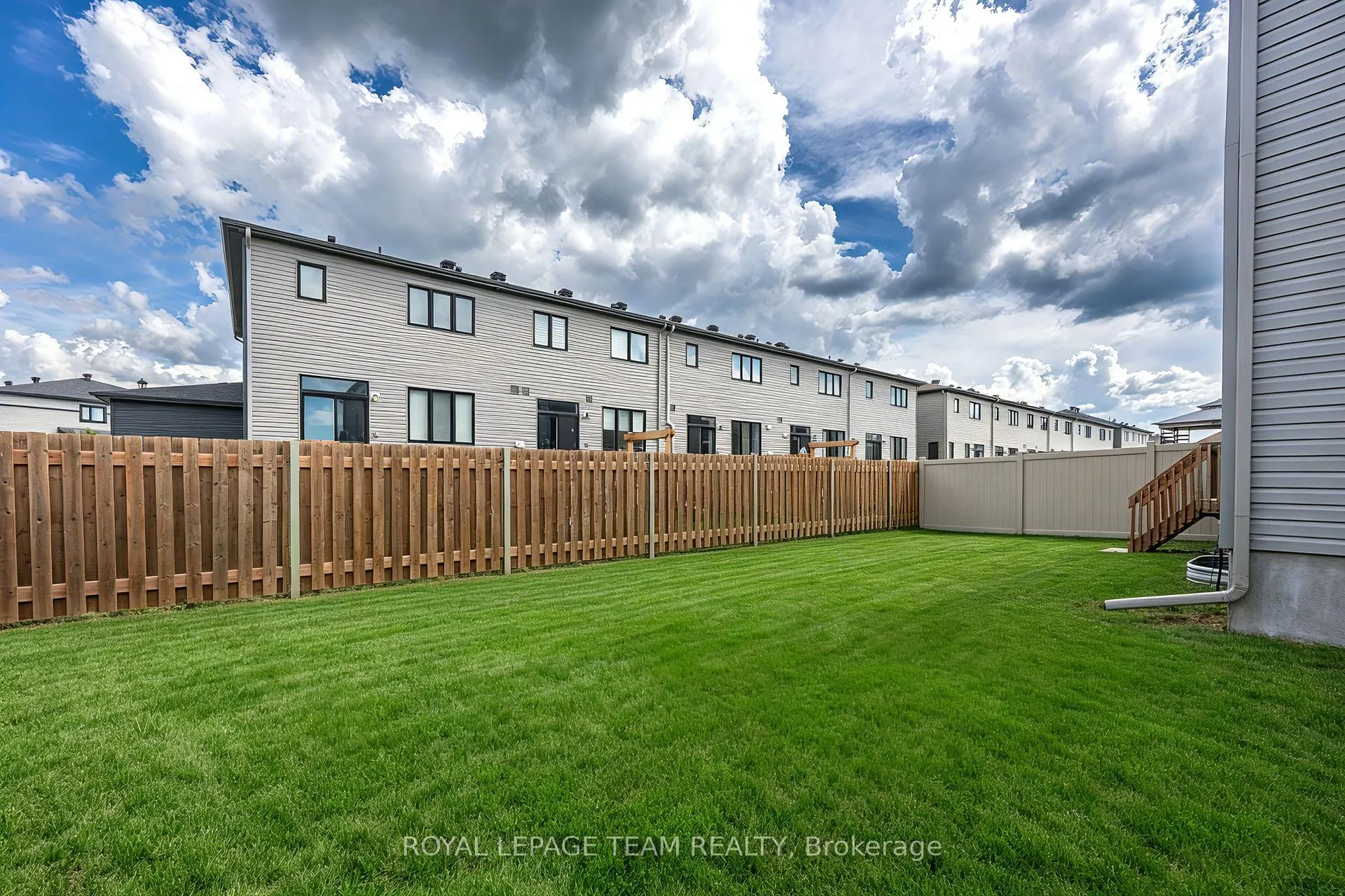 Photo 50 of 236 Calvington Avenue, Ottawa, Kanata - Kanata Lakes/Heritage Hills — HOMEH