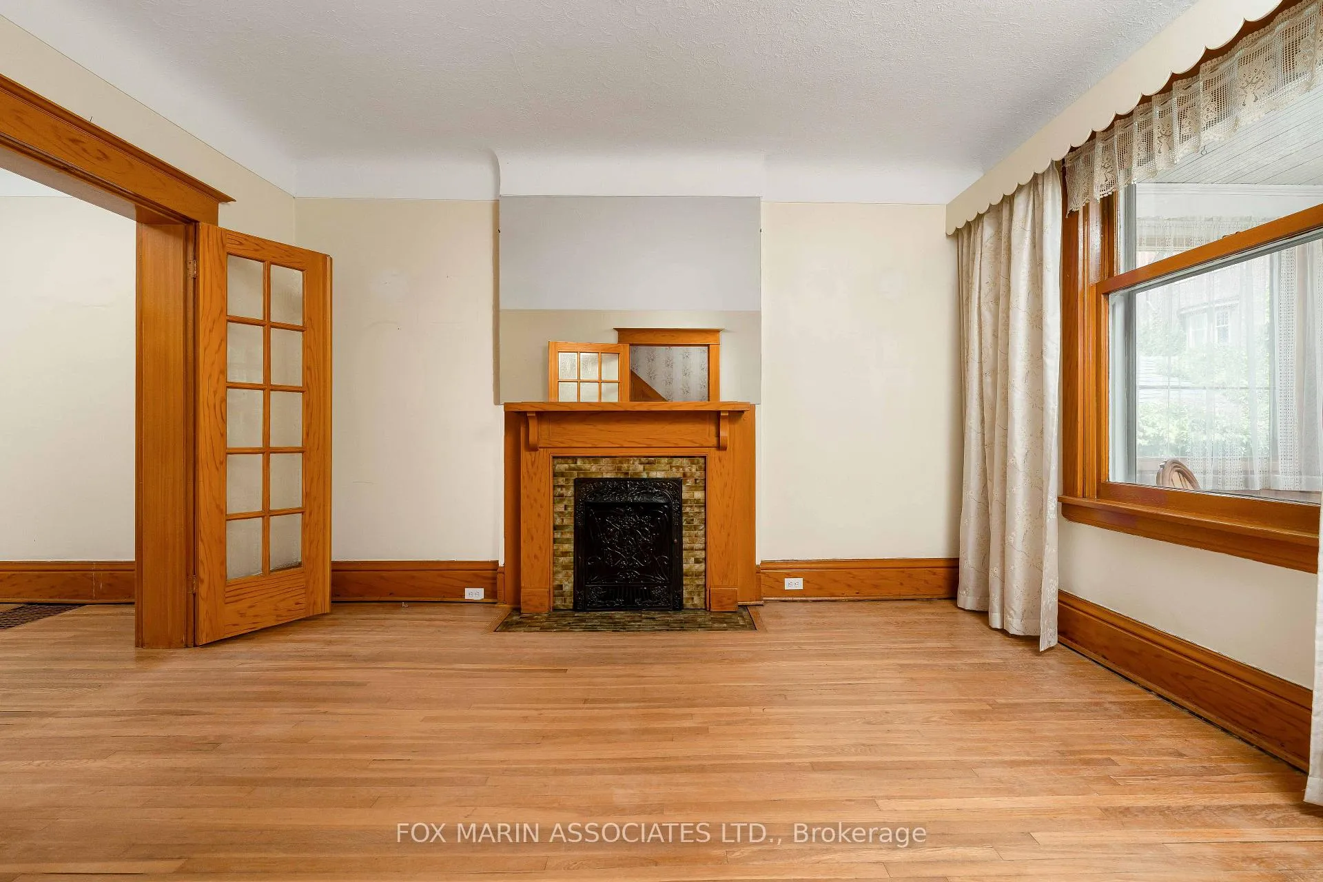 Photo 8 of 25 Wanda Road, Toronto, High Park North — HOMEH