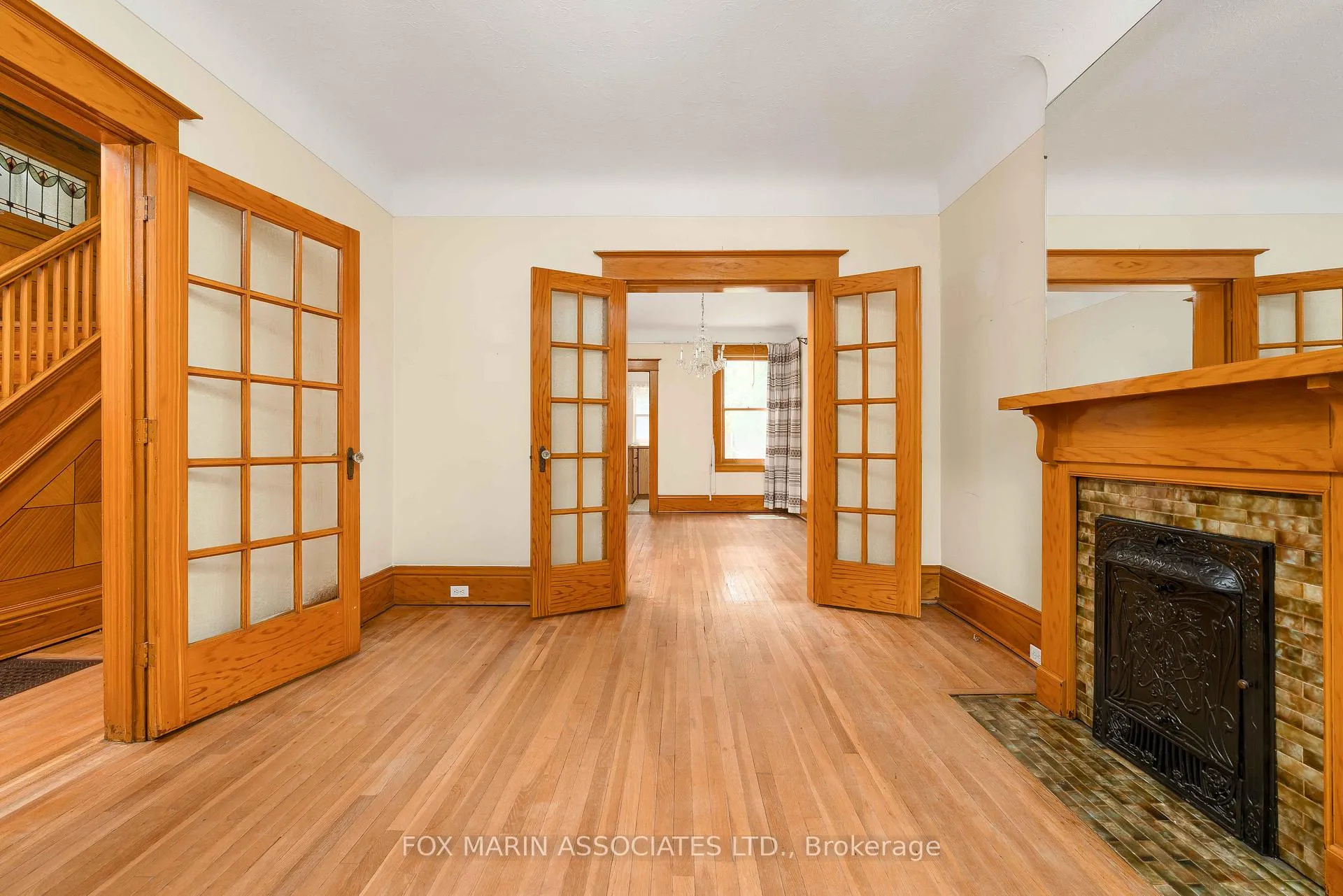 Photo 9 of 25 Wanda Road, Toronto, High Park North — HOMEH