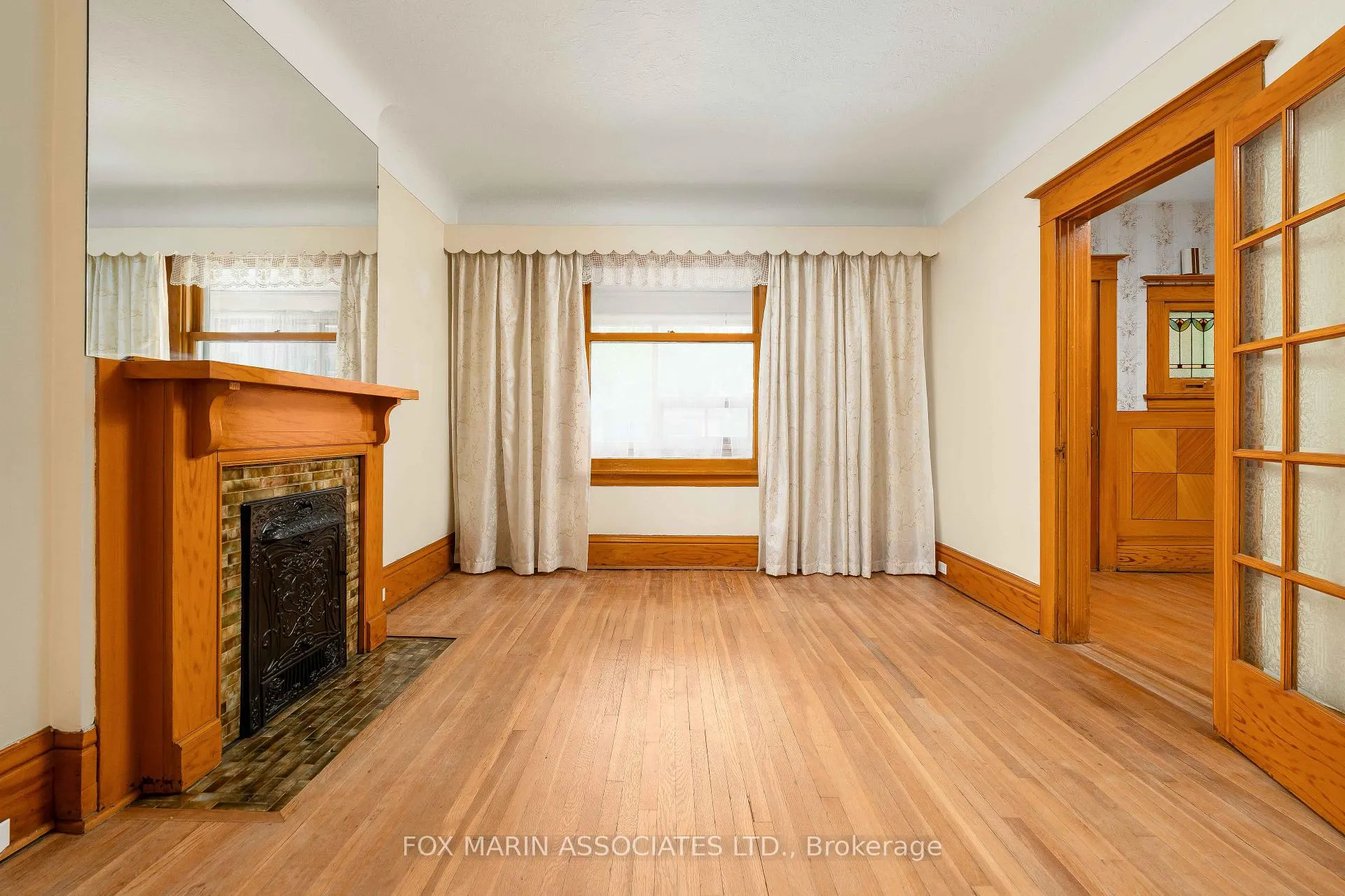 Photo 10 of 25 Wanda Road, Toronto, High Park North — HOMEH
