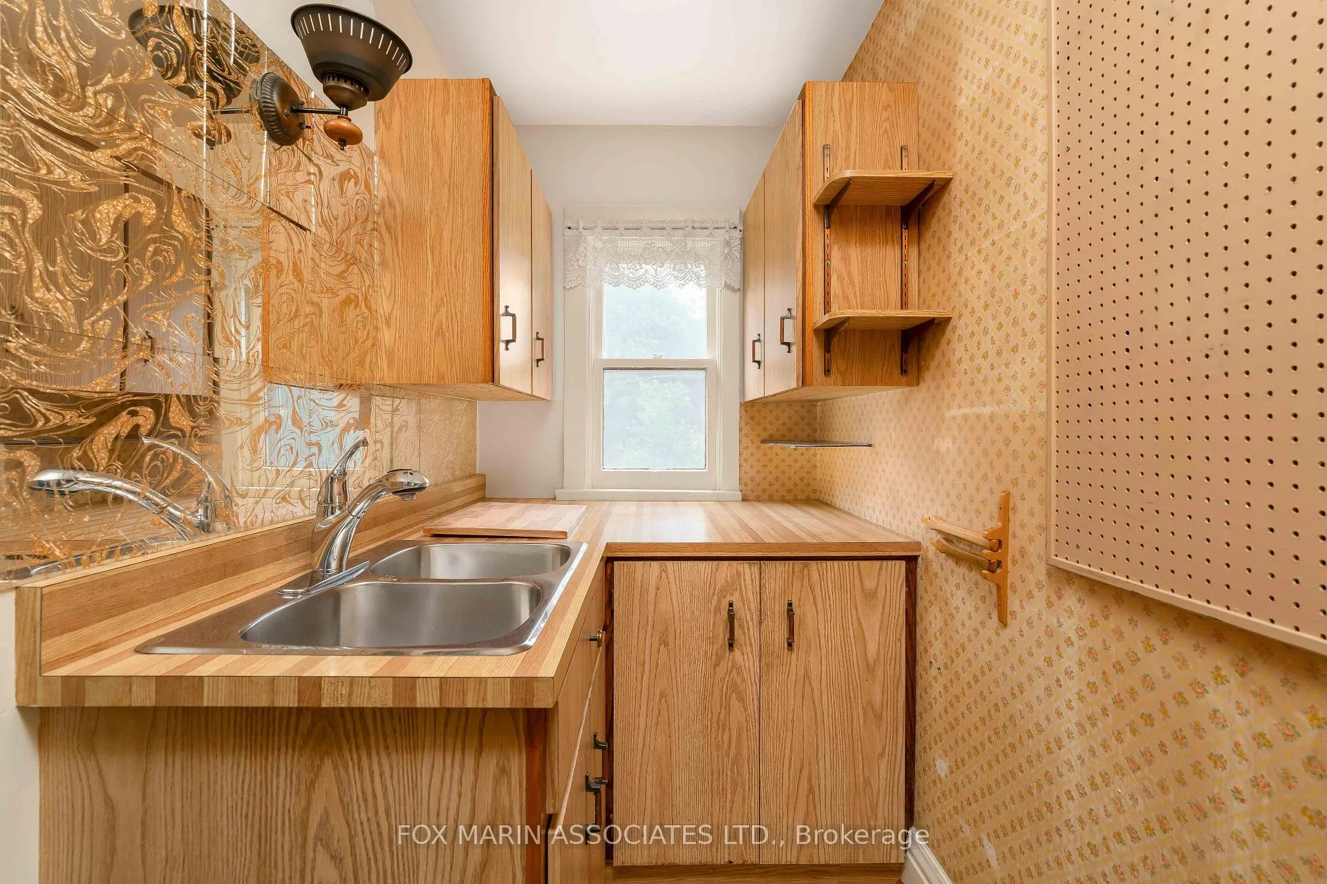 Photo 13 of 25 Wanda Road, Toronto, High Park North — HOMEH