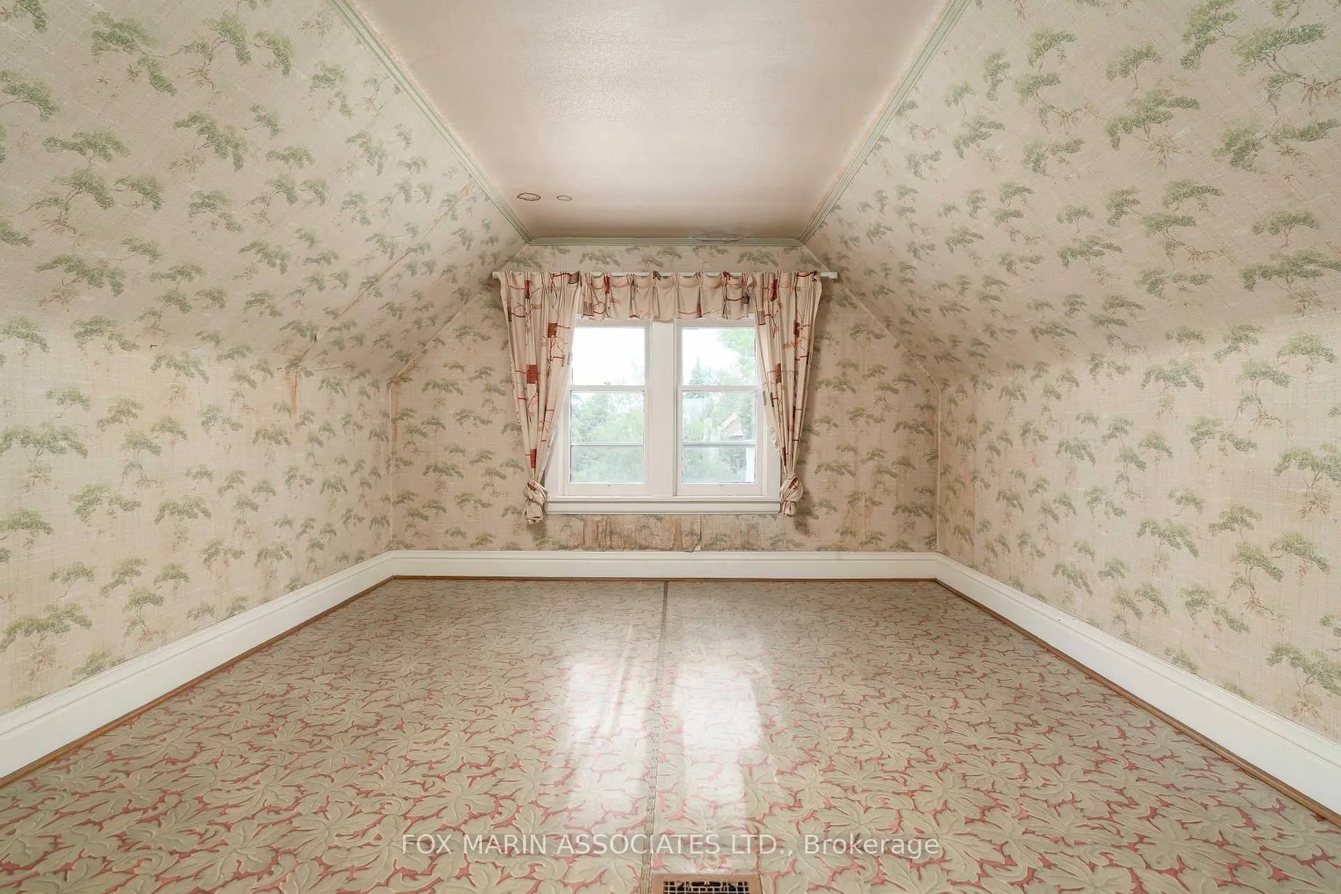 Photo 30 of 25 Wanda Road, Toronto, High Park North — HOMEH