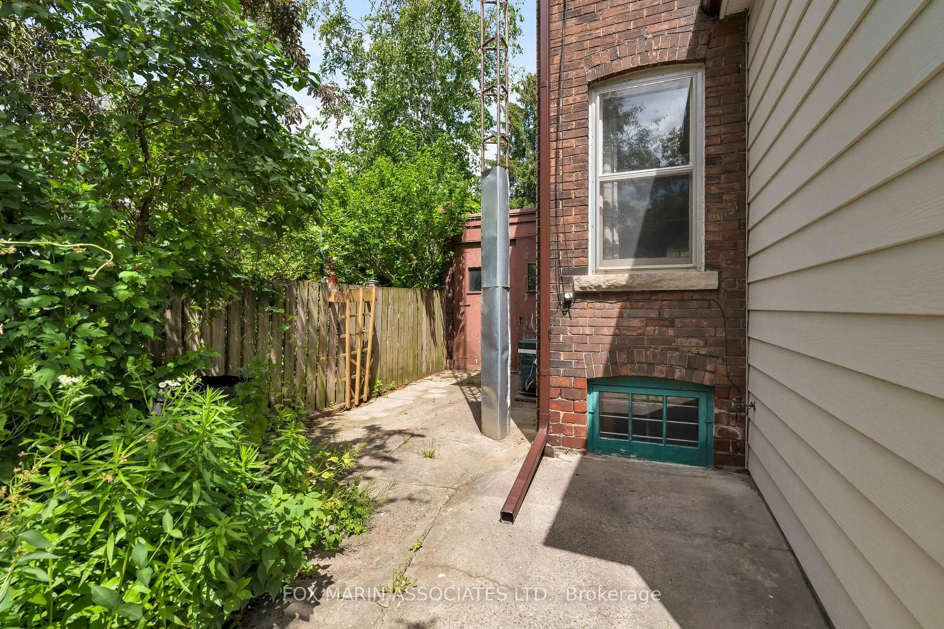 Photo 39 of 25 Wanda Road, Toronto, High Park North — HOMEH