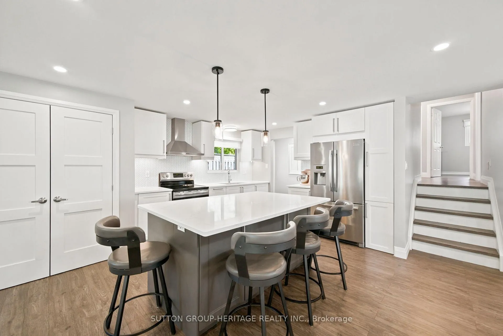 Photo 15 of 6 Lewin Crescent, Ajax, South East — HOMEH