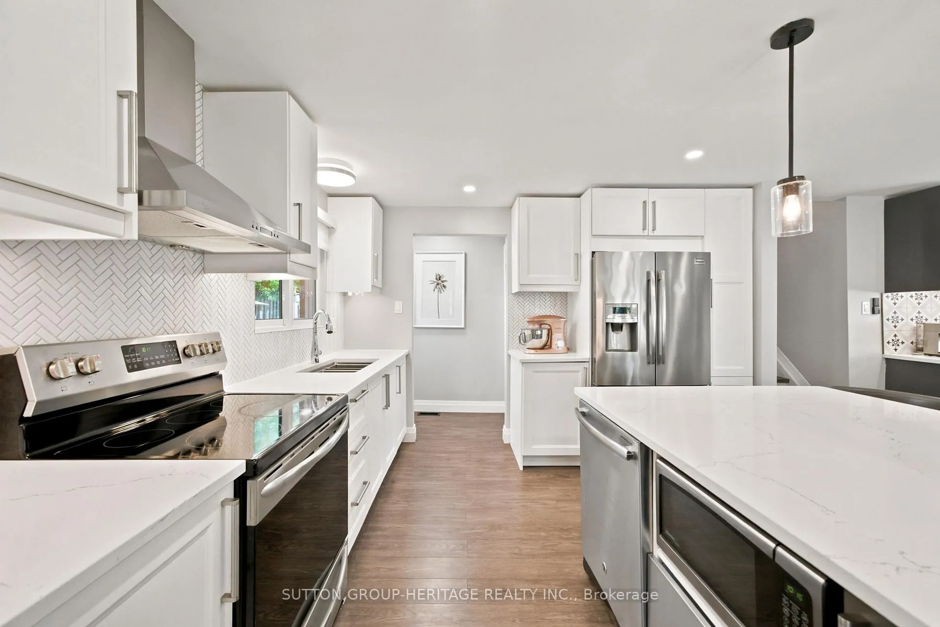 Photo 16 of 6 Lewin Crescent, Ajax, South East — HOMEH