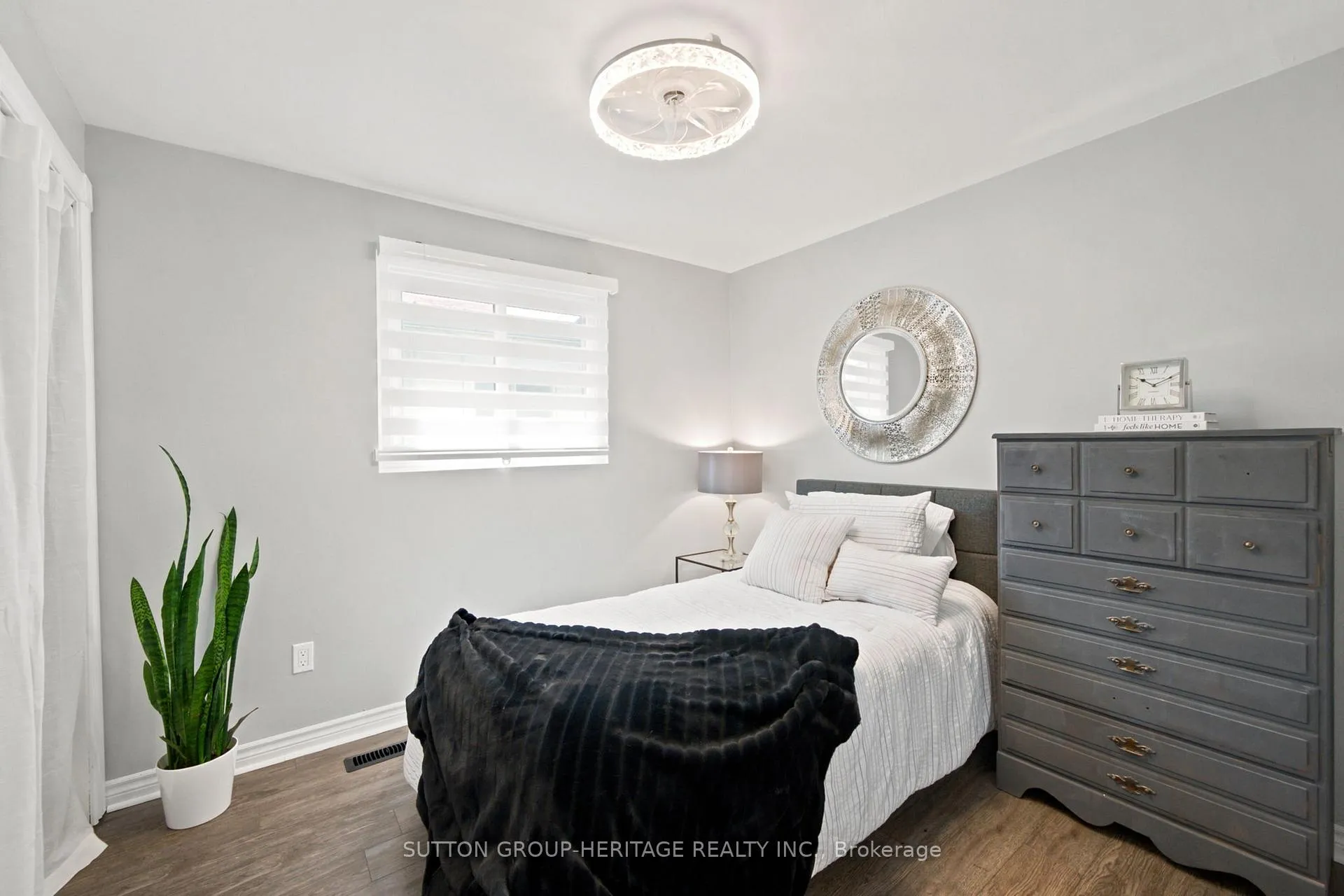Photo 20 of 6 Lewin Crescent, Ajax, South East — HOMEH