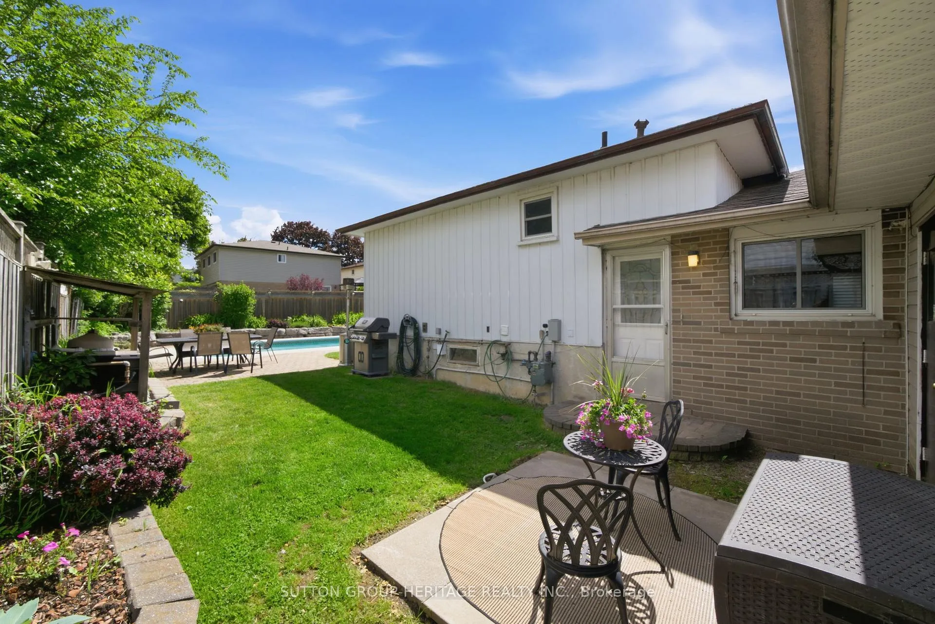 Photo 35 of 6 Lewin Crescent, Ajax, South East — HOMEH
