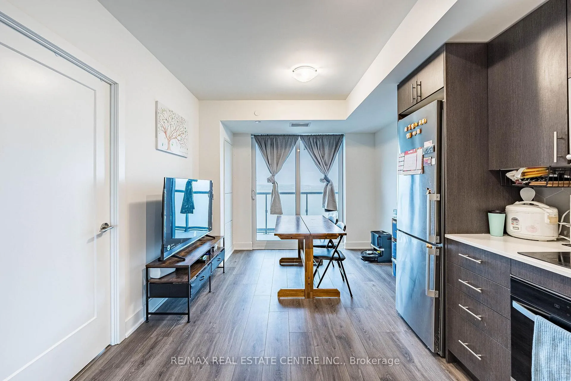 Photo 6 of Unit 2401, 2545 Simcoe St N, Oshawa, Windfields — HOMEH