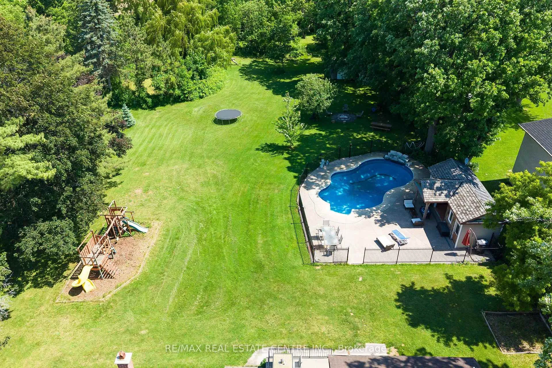 Photo 33 of 9409 Eighth Line, Halton Hills, Rural Halton Hills — HOMEH