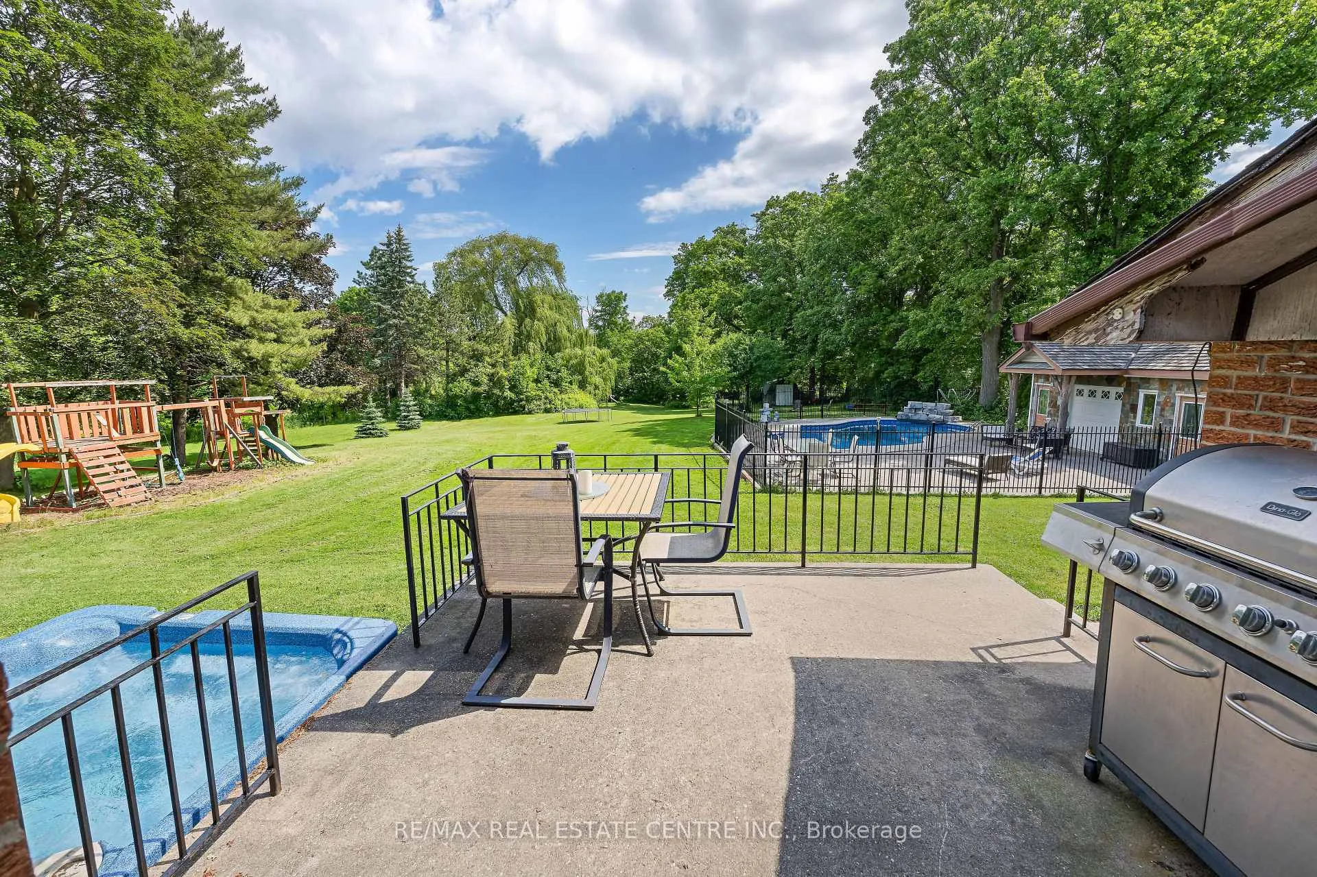 Photo 34 of 9409 Eighth Line, Halton Hills, Rural Halton Hills — HOMEH
