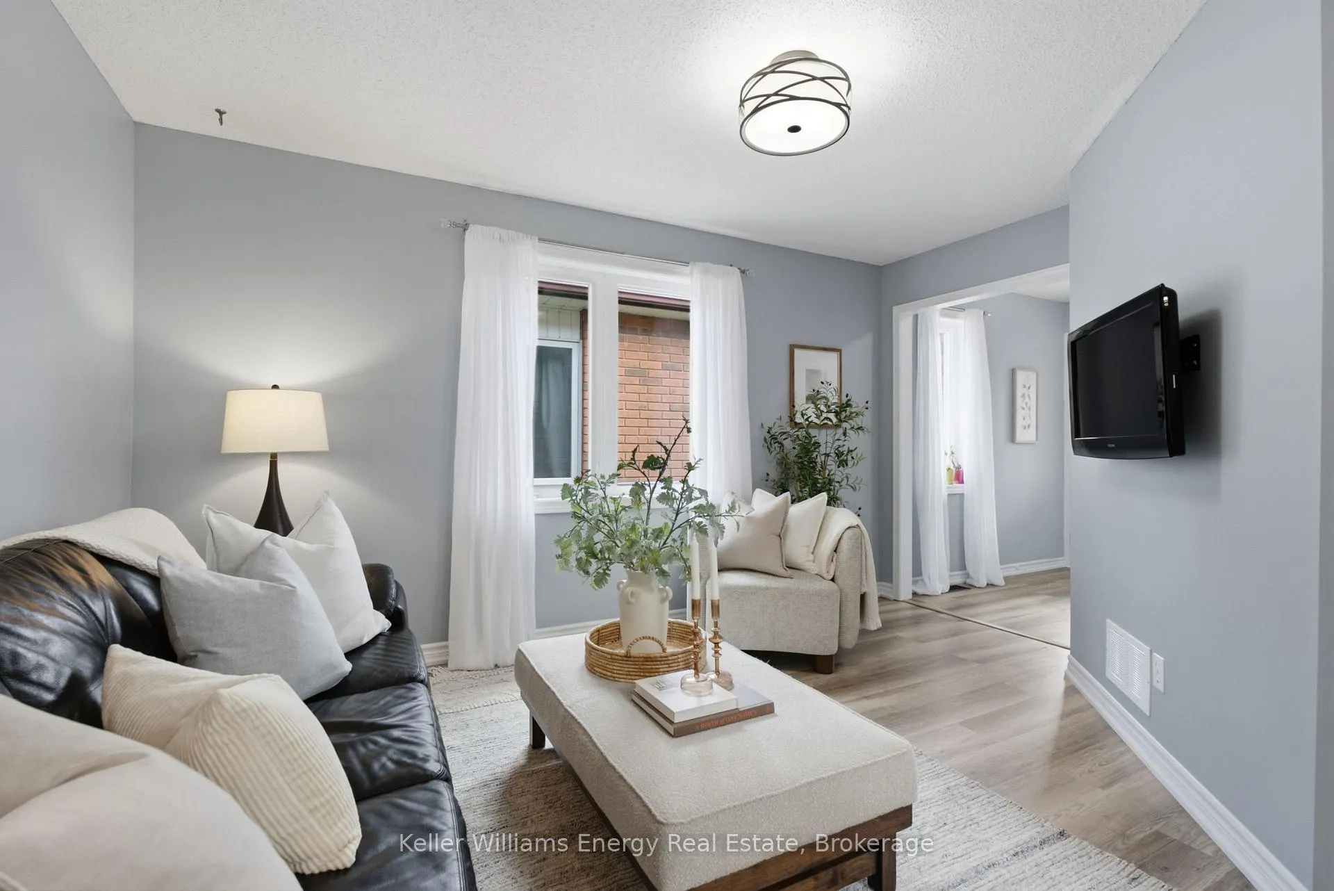 Photo 20 of 16 John Walter Crescent, Clarington, Courtice — HOMEH