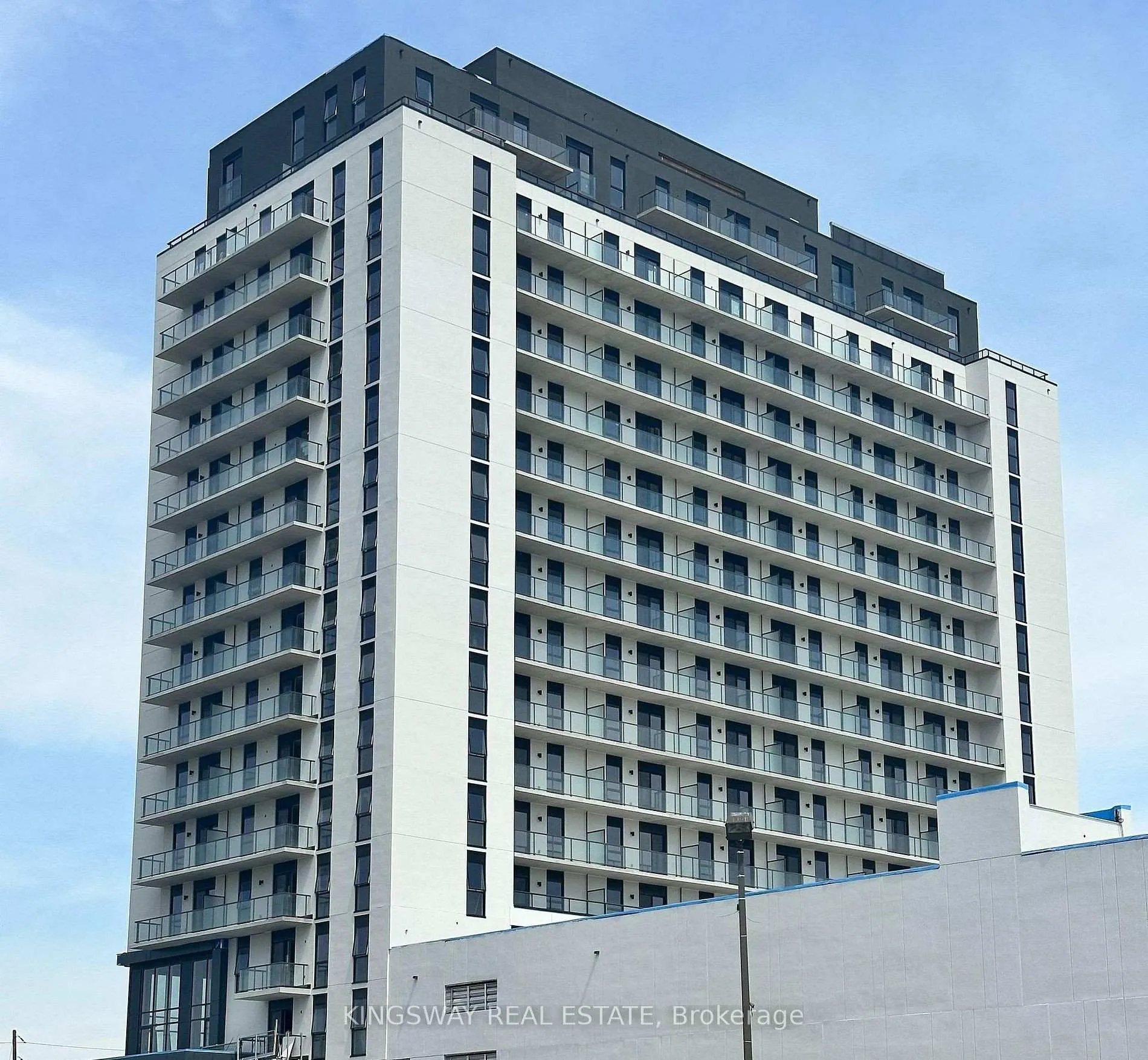 Front of Unit 1013, 33 Erie Avenue