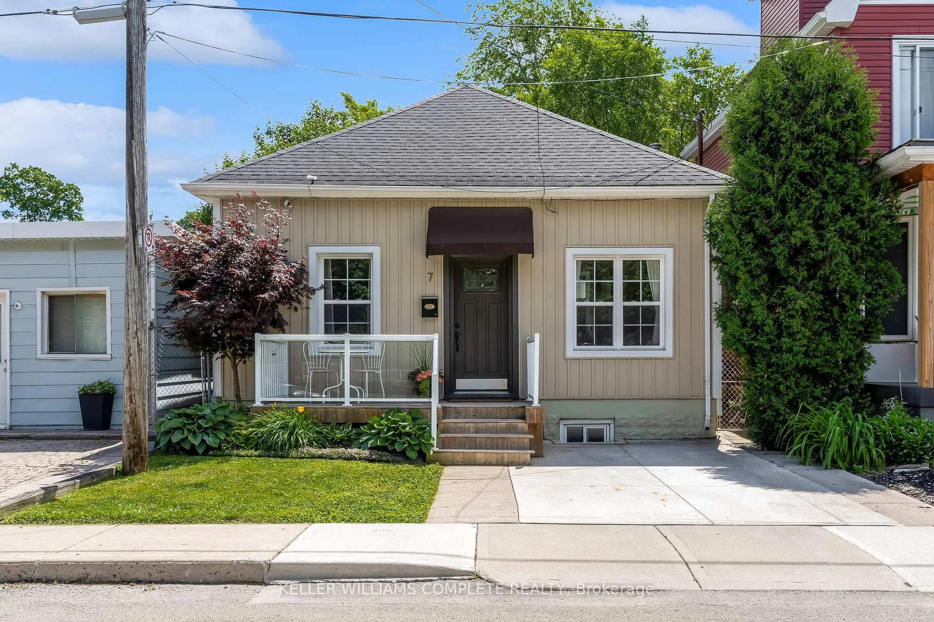 Photo 2 of 7 Richmond Street, Hamilton, Kirkendall — HOMEH