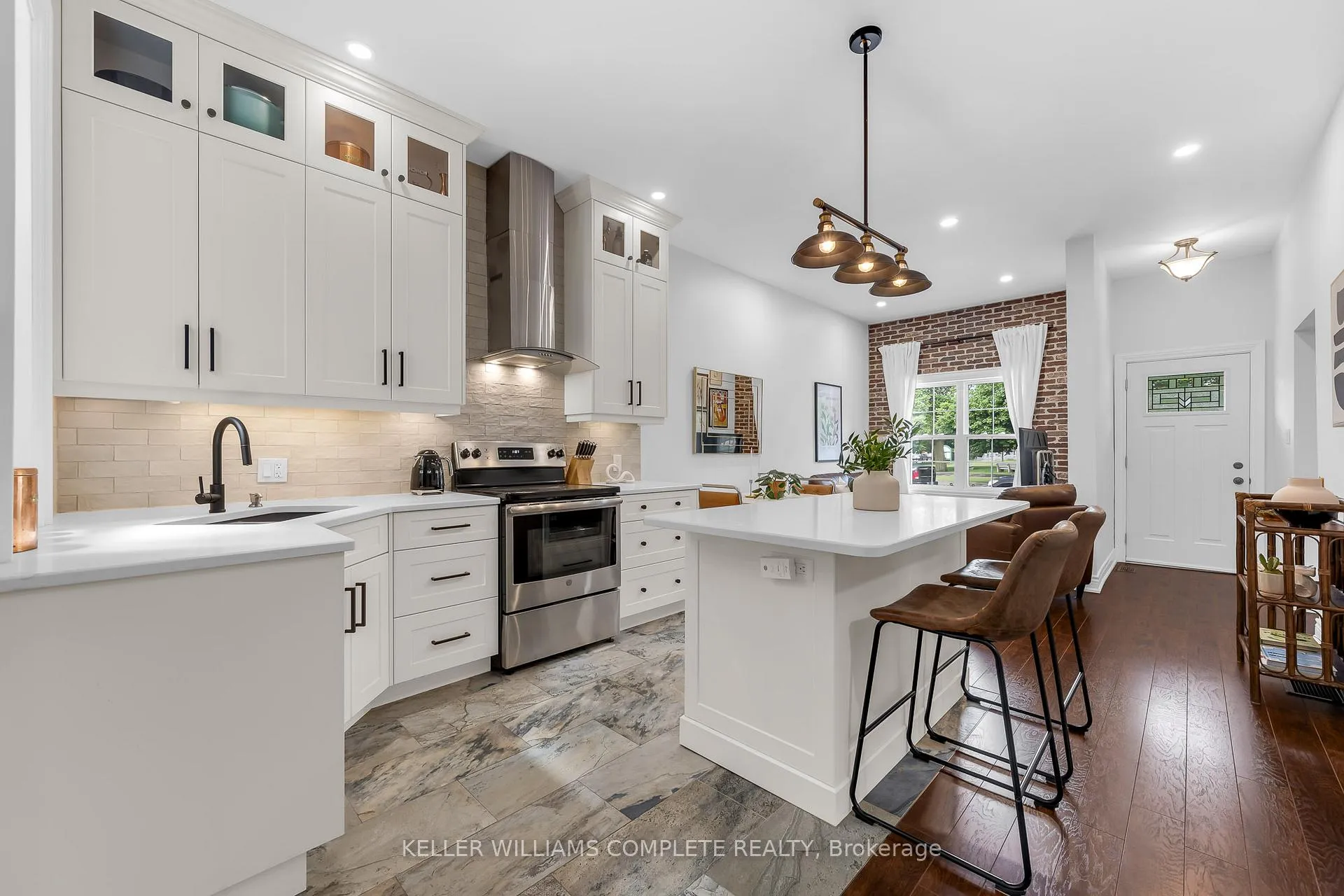 Photo 5 of 7 Richmond Street, Hamilton, Kirkendall — HOMEH
