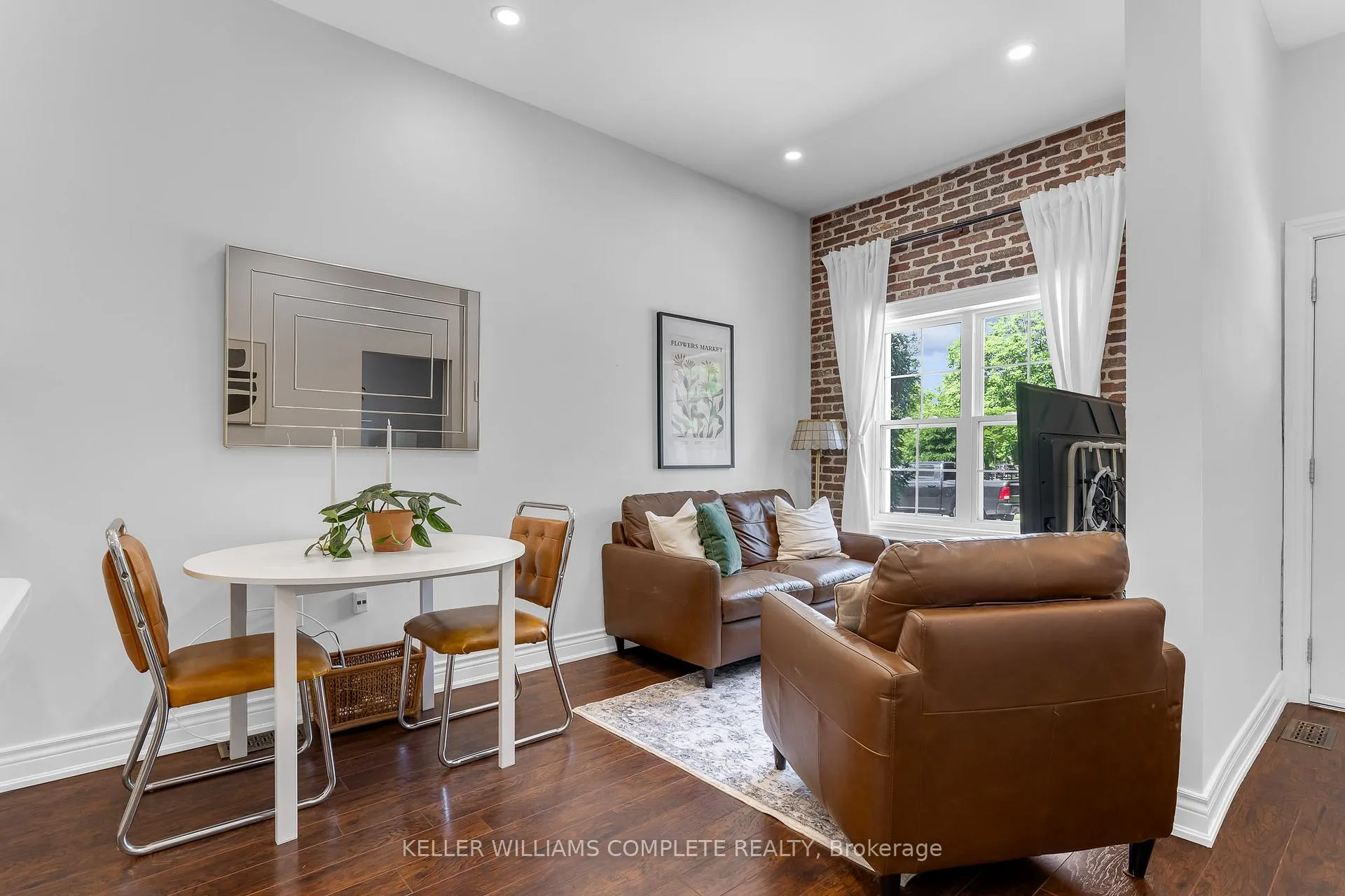 Photo 9 of 7 Richmond Street, Hamilton, Kirkendall — HOMEH