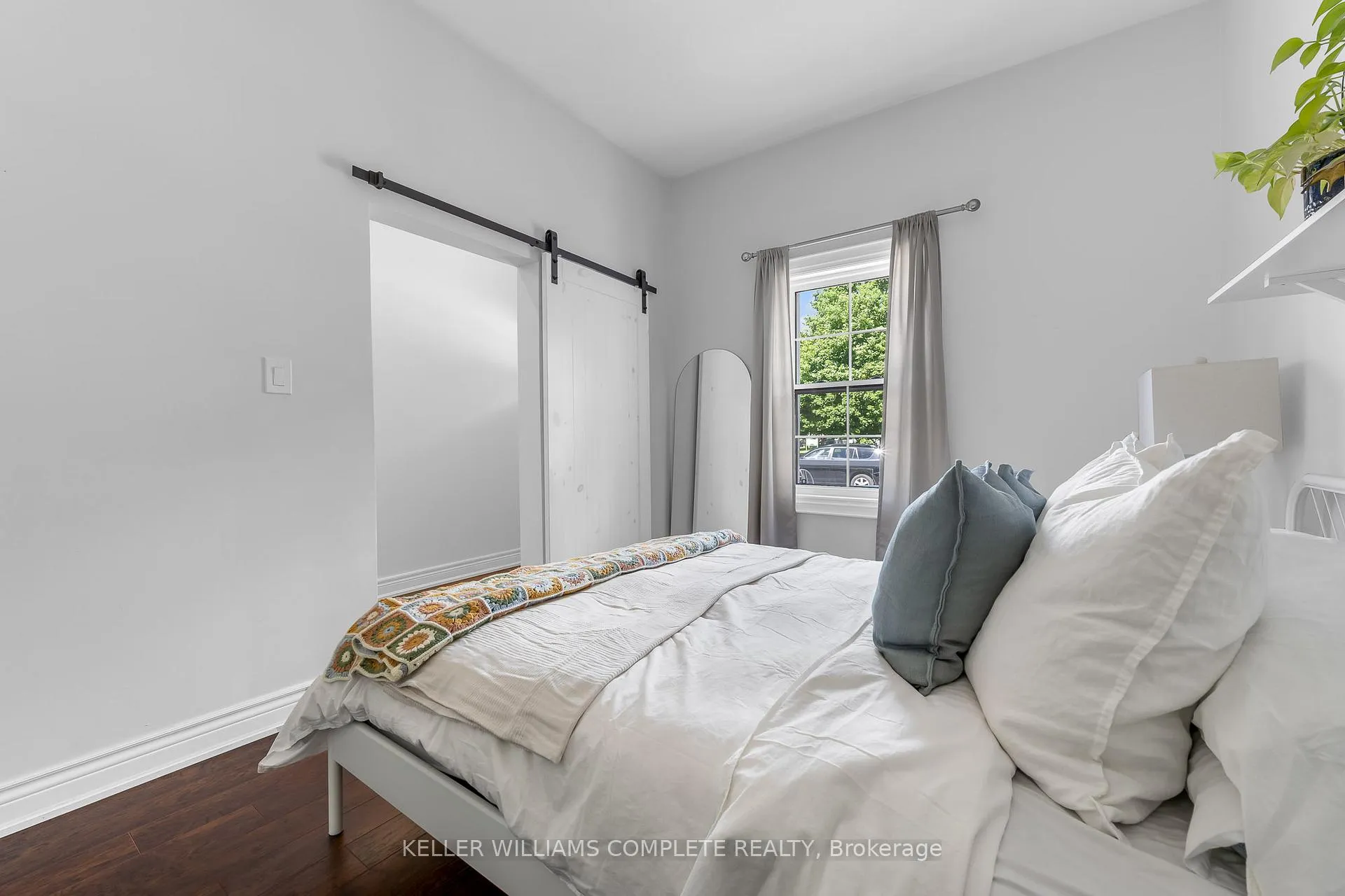 Photo 15 of 7 Richmond Street, Hamilton, Kirkendall — HOMEH