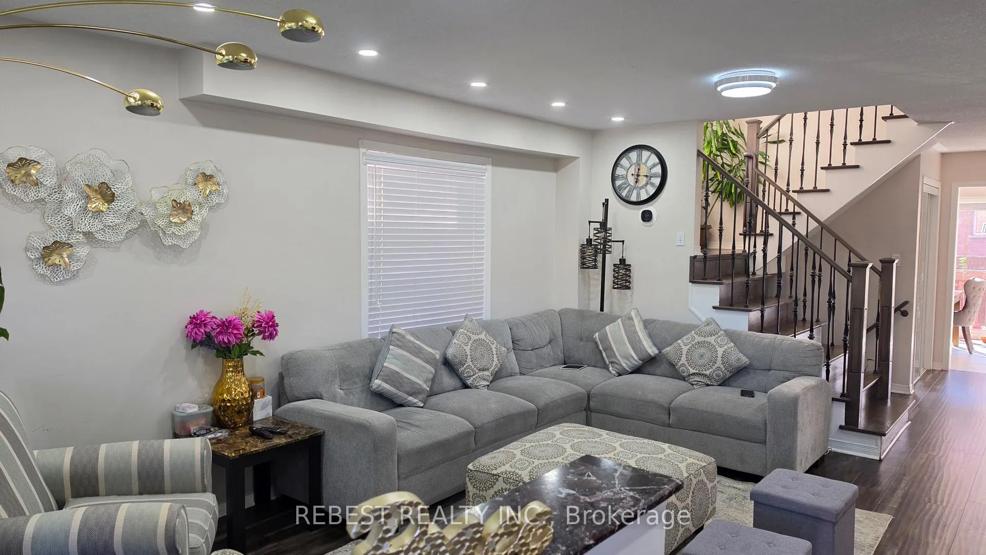 Photo 6 of 128 Starhill Crescent, Brampton, Sandringham-Wellington — HOMEH
