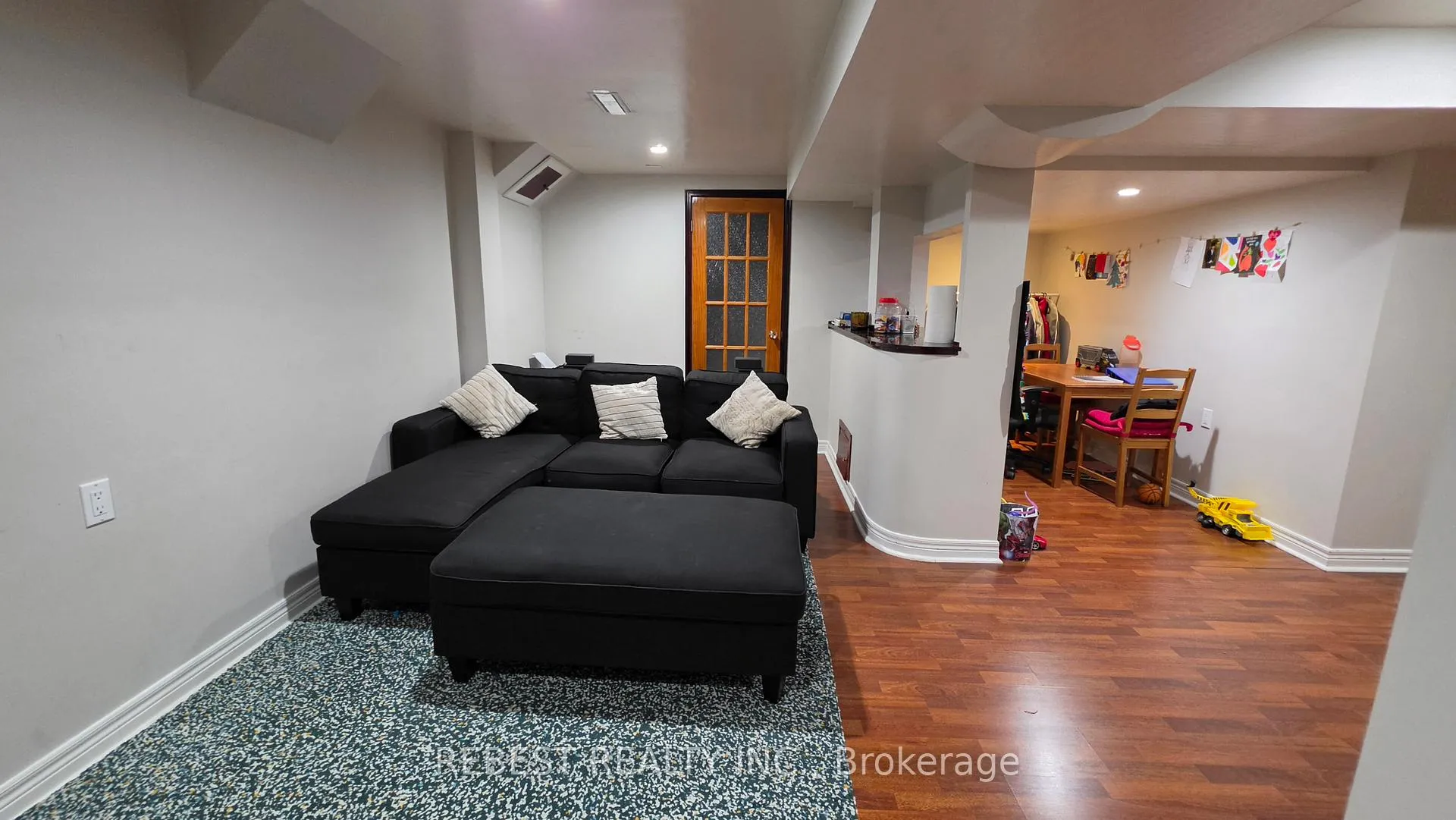 Photo 37 of 128 Starhill Crescent, Brampton, Sandringham-Wellington — HOMEH