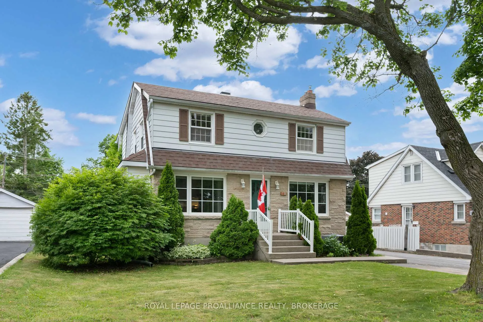 Photo 3 of 12 Westmoreland Road, Kingston, West of Sir John A. Blvd — HOMEH