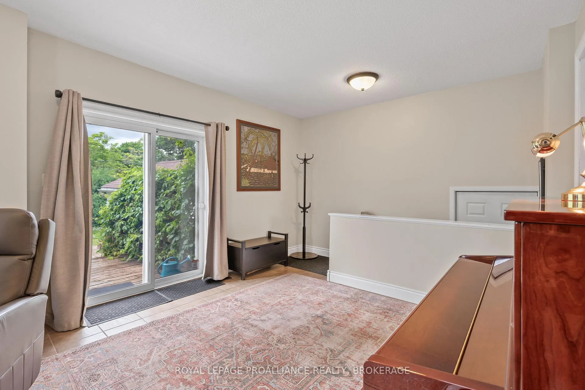 Photo 14 of 12 Westmoreland Road, Kingston, West of Sir John A. Blvd — HOMEH