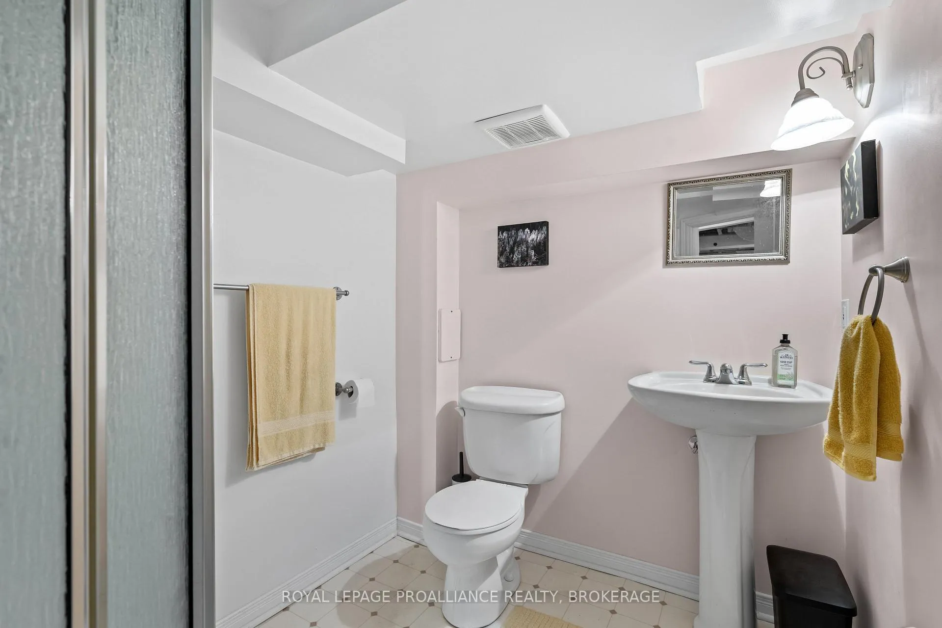 Photo 38 of 12 Westmoreland Road, Kingston, West of Sir John A. Blvd — HOMEH