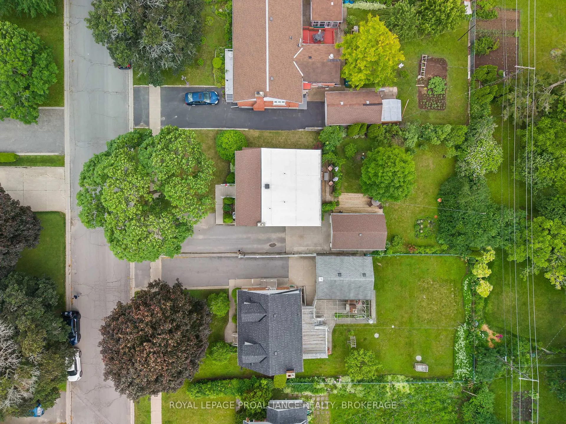 Photo 46 of 12 Westmoreland Road, Kingston, West of Sir John A. Blvd — HOMEH