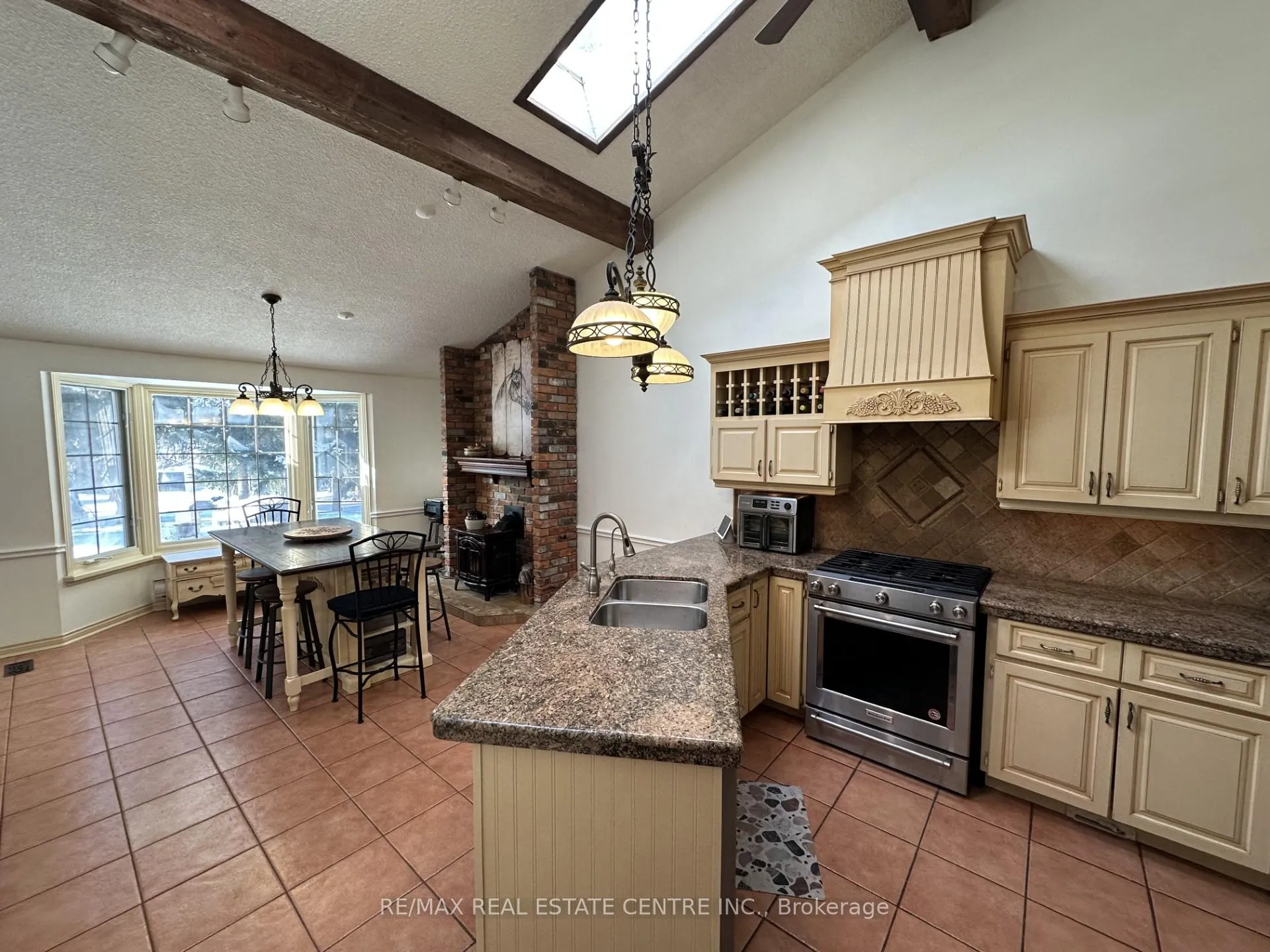 Photo 11 of 5590 Blind Line, Burlington, Rural Burlington — HOMEH