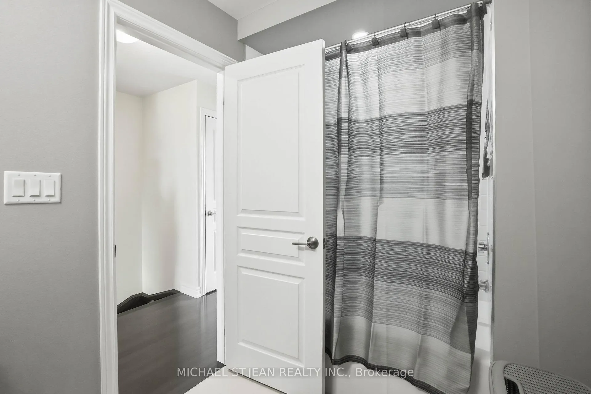 Photo 26 of Unit 81, 1890 Rymal Road, Hamilton, Stoney Creek Mountain — HOMEH