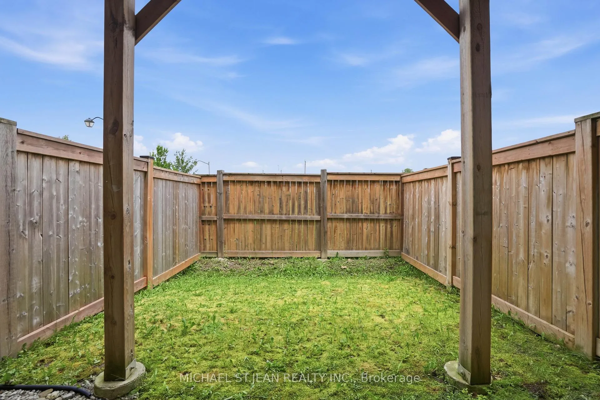 Photo 32 of Unit 81, 1890 Rymal Road, Hamilton, Stoney Creek Mountain — HOMEH
