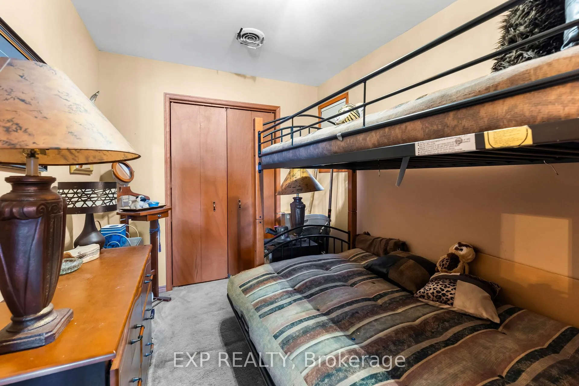Photo 33 of 582 Duclos Point Road, Georgina, Pefferlaw — HOMEH
