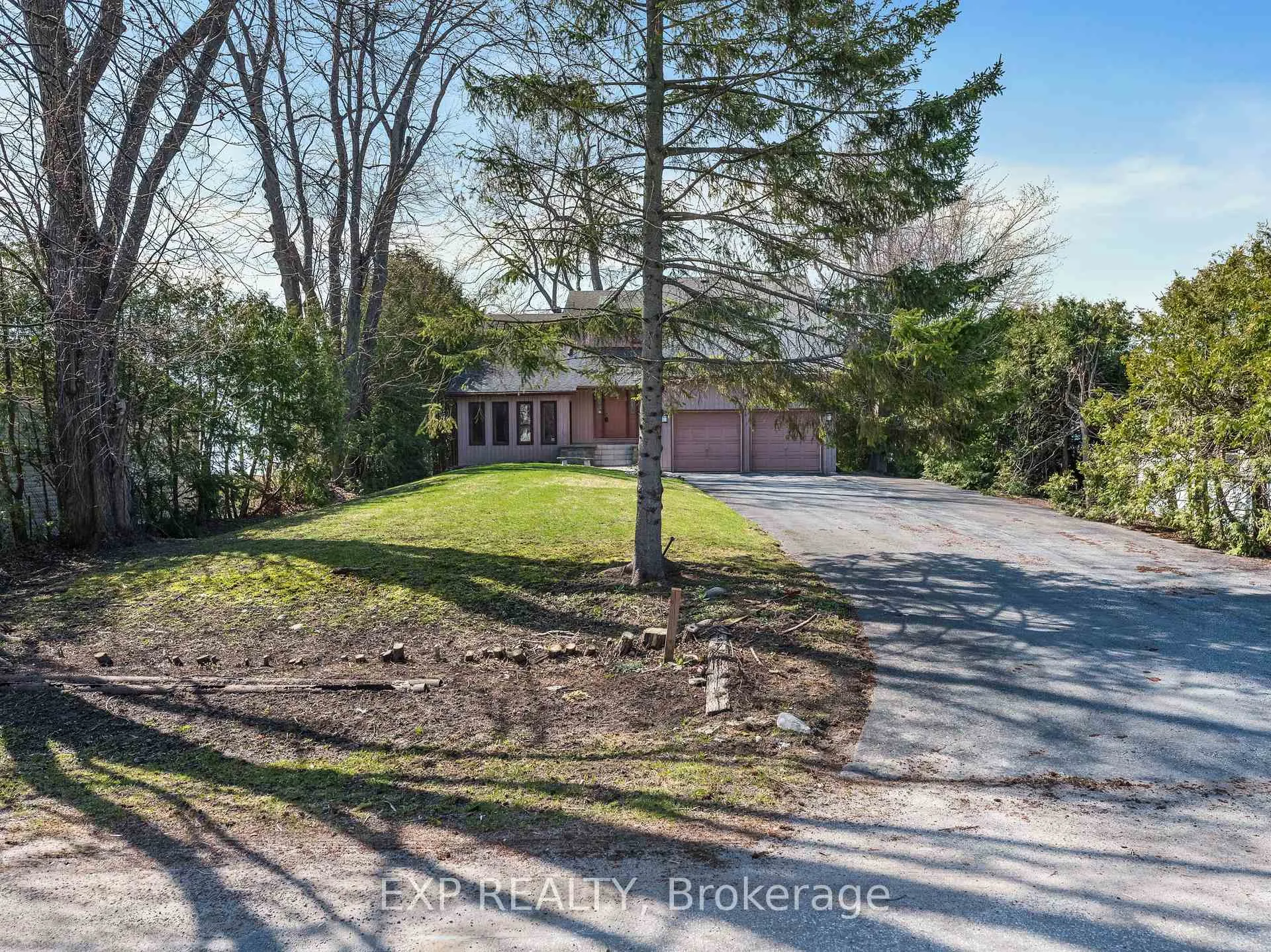 Photo 44 of 582 Duclos Point Road, Georgina, Pefferlaw — HOMEH