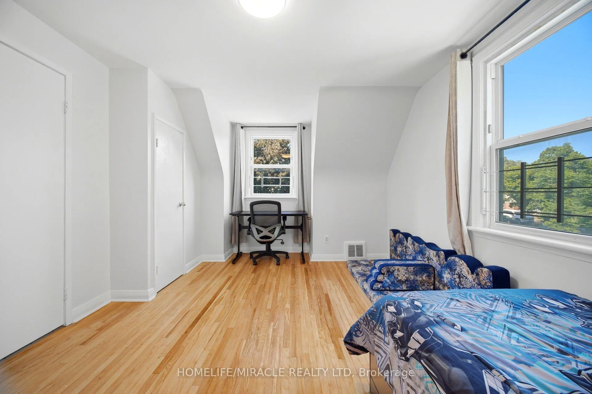 Photo 25 of 18 Glengrove Avenue, Hamilton, McQuesten — HOMEH