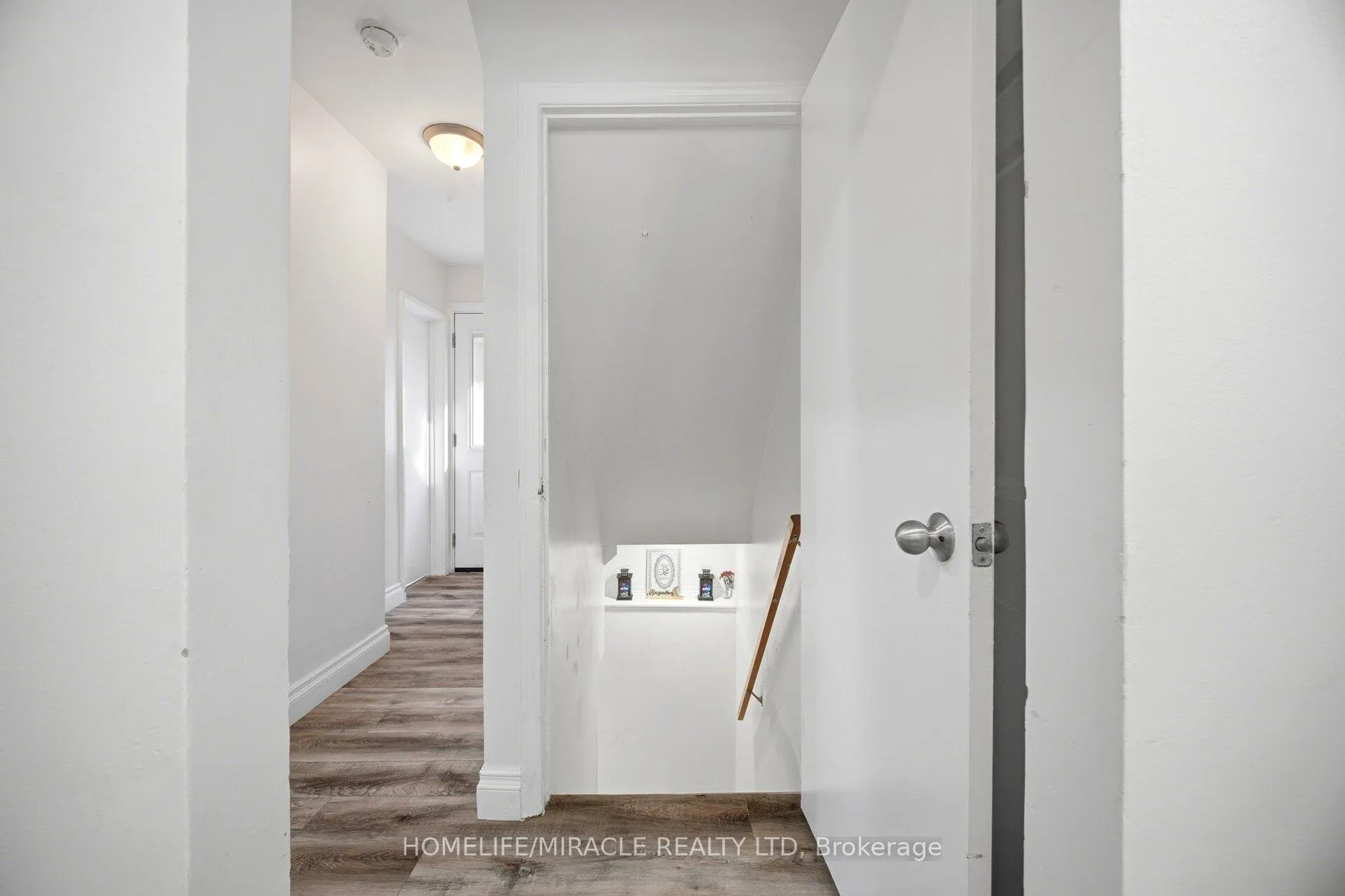 Photo 27 of 18 Glengrove Avenue, Hamilton, McQuesten — HOMEH