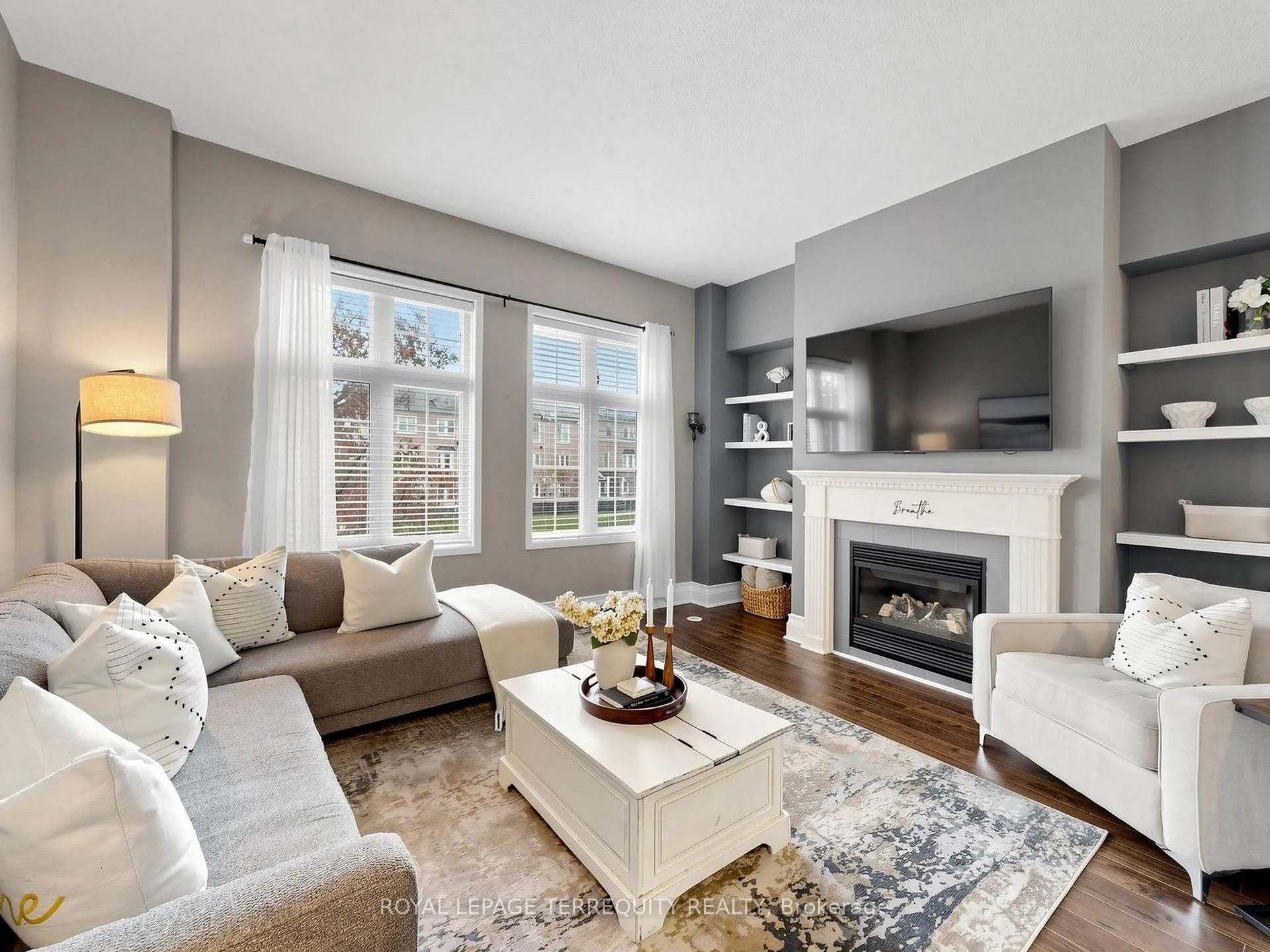 Photo 6 of 61 Sprucedale Way, Whitby, Pringle Creek — HOMEH