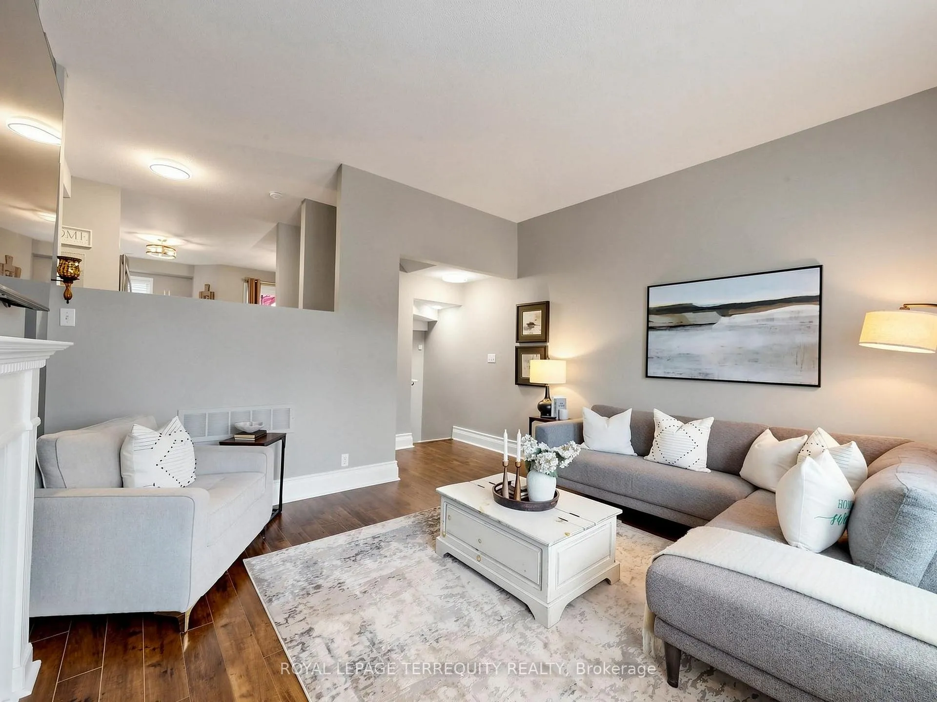 Photo 7 of 61 Sprucedale Way, Whitby, Pringle Creek — HOMEH