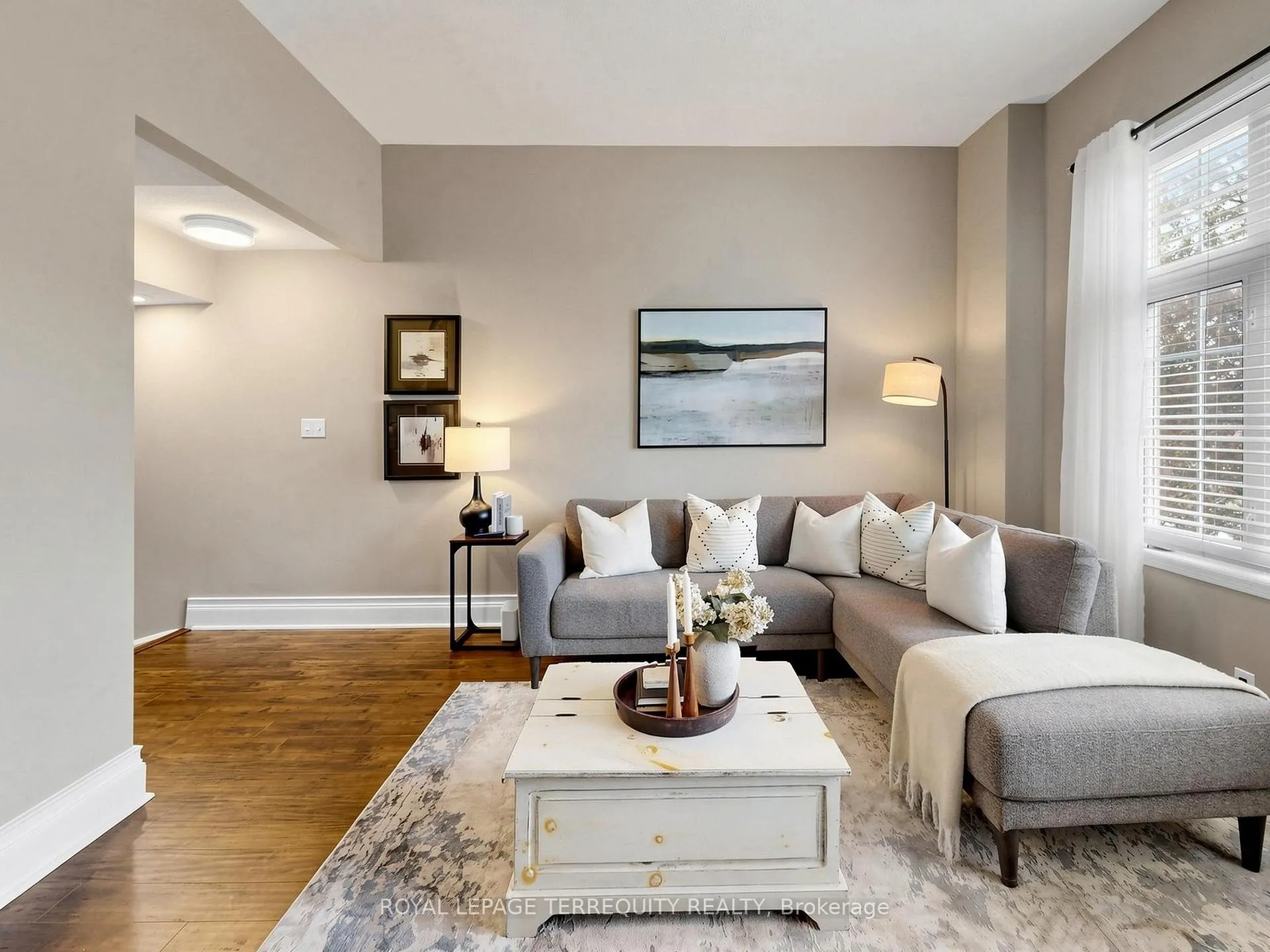 Photo 8 of 61 Sprucedale Way, Whitby, Pringle Creek — HOMEH