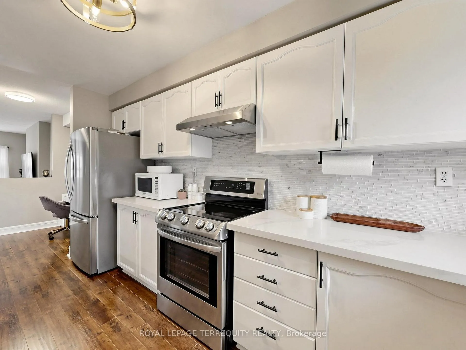 Photo 15 of 61 Sprucedale Way, Whitby, Pringle Creek — HOMEH