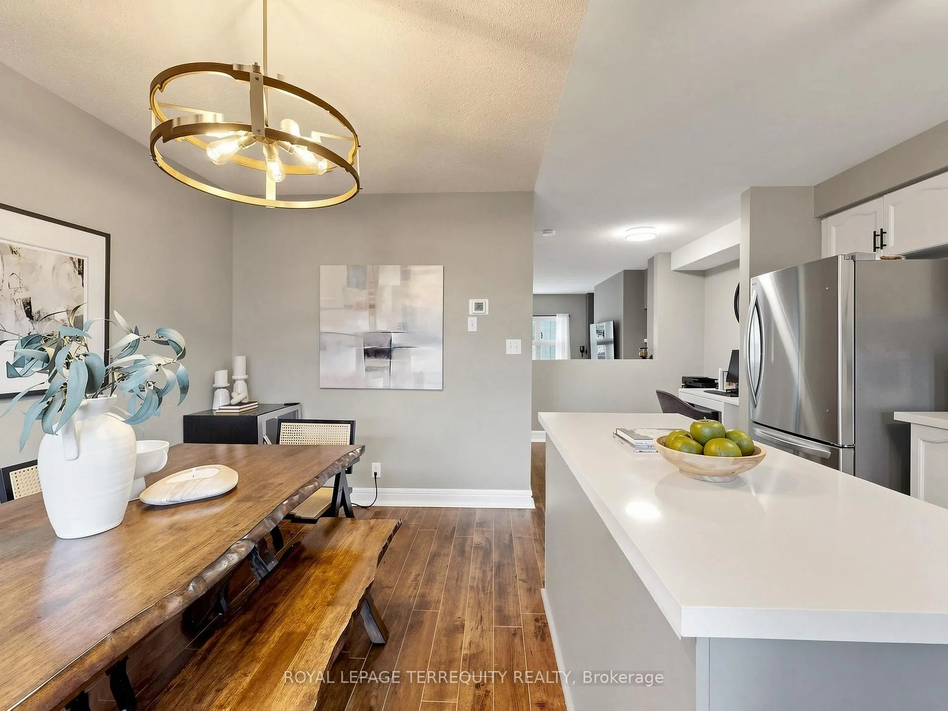 Photo 20 of 61 Sprucedale Way, Whitby, Pringle Creek — HOMEH