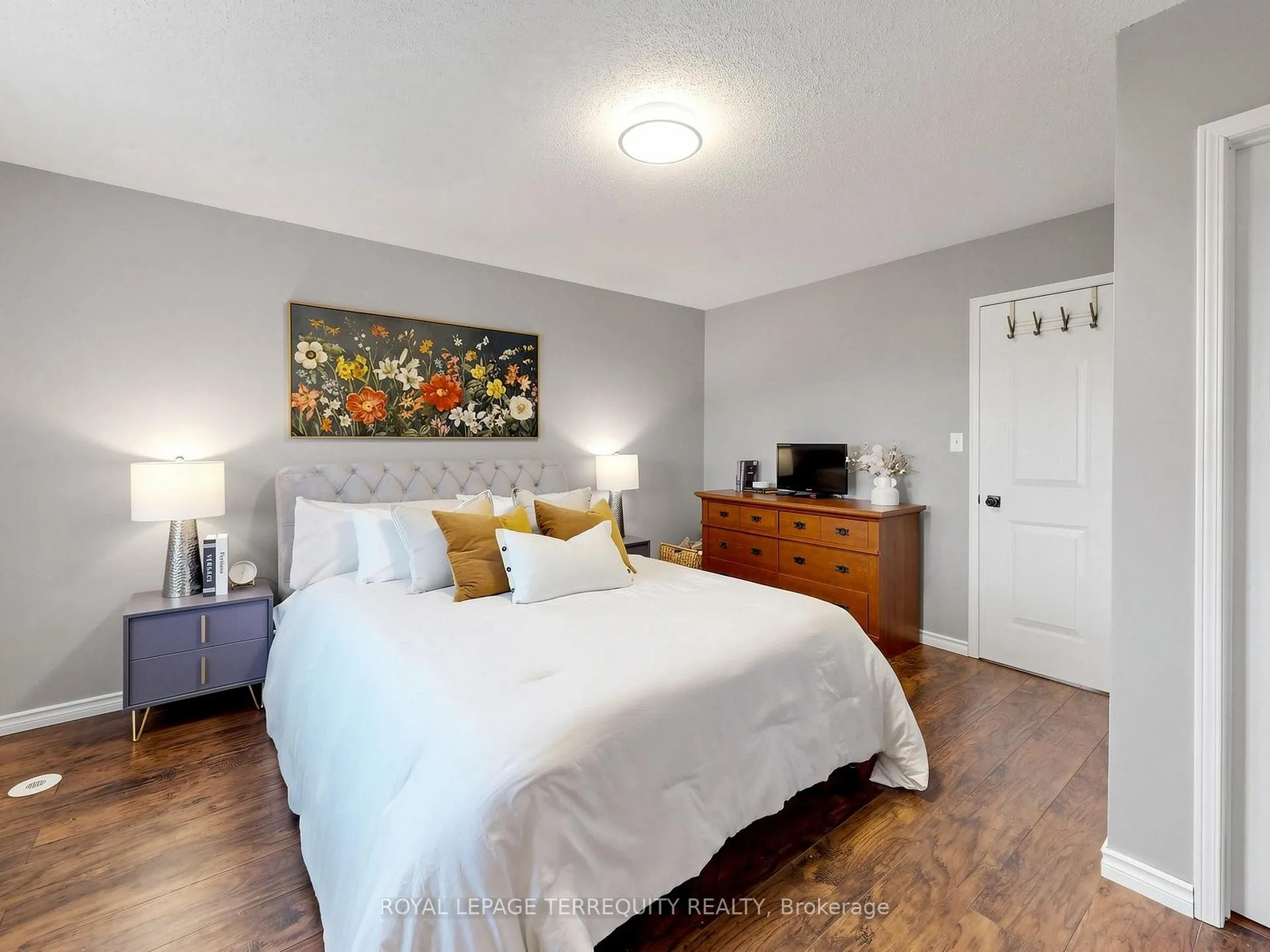 Photo 26 of 61 Sprucedale Way, Whitby, Pringle Creek — HOMEH