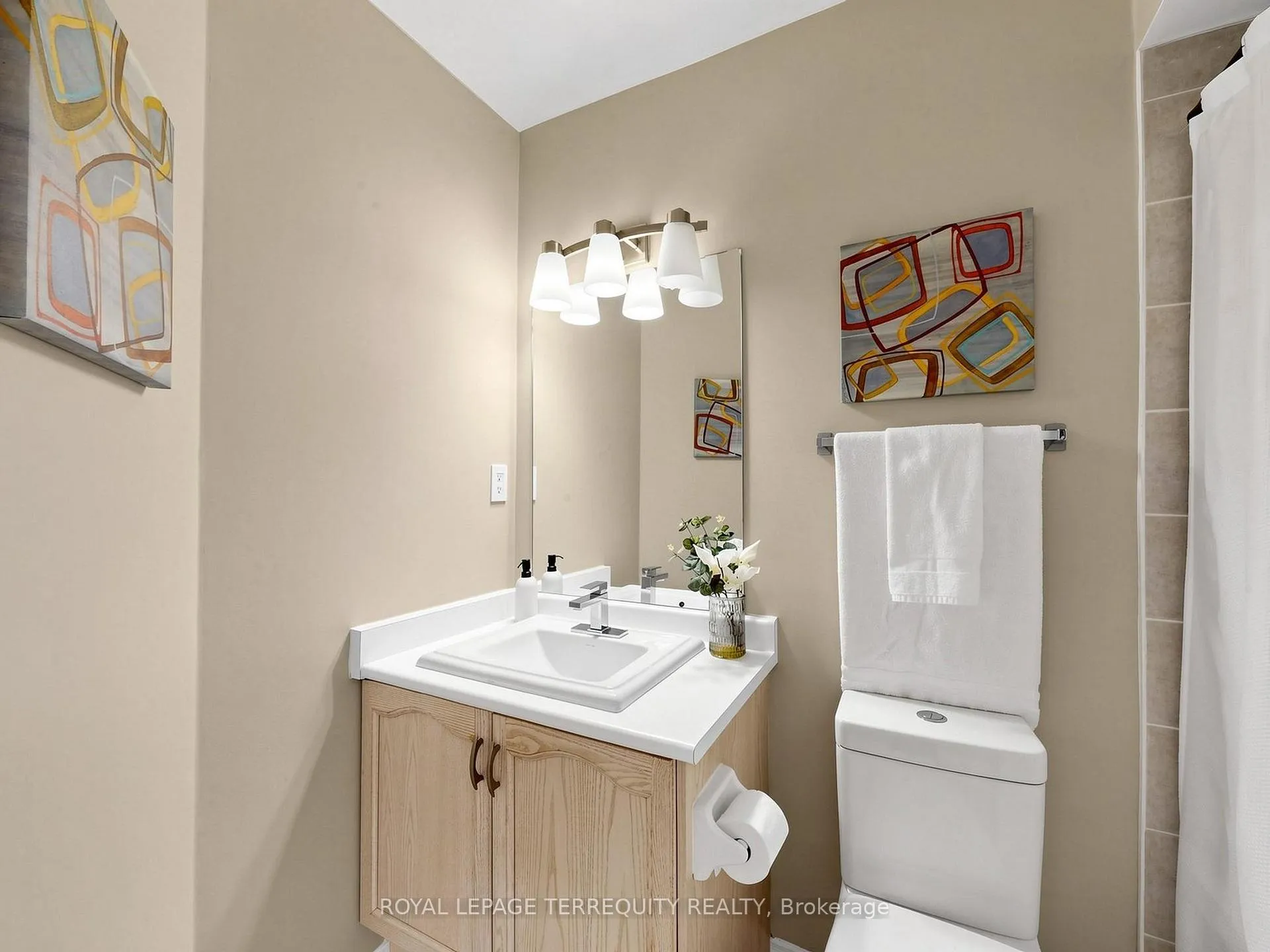 Photo 28 of 61 Sprucedale Way, Whitby, Pringle Creek — HOMEH