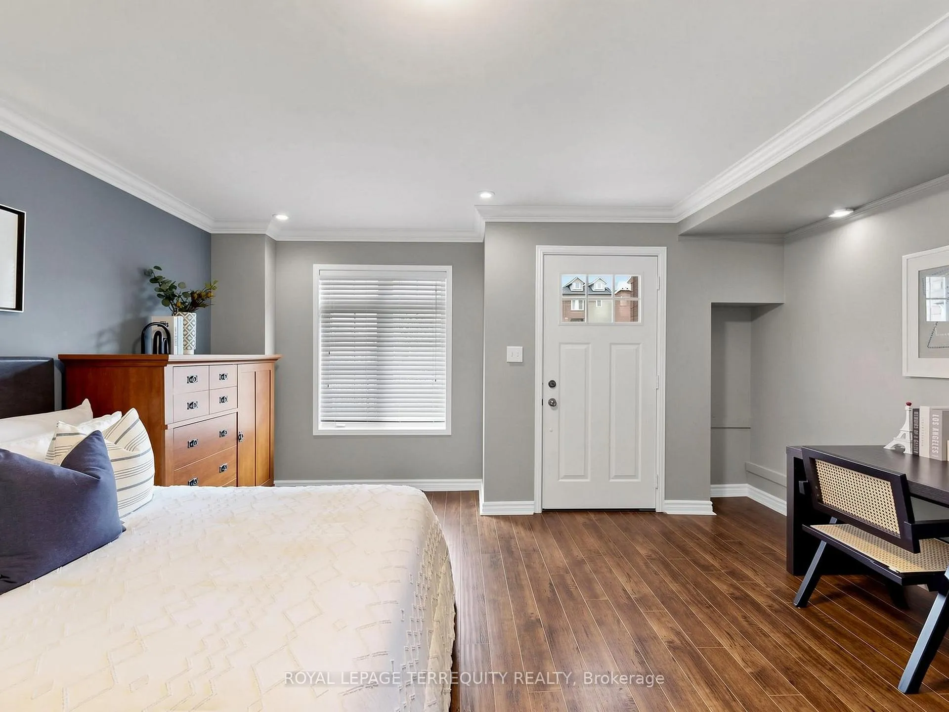Photo 33 of 61 Sprucedale Way, Whitby, Pringle Creek — HOMEH