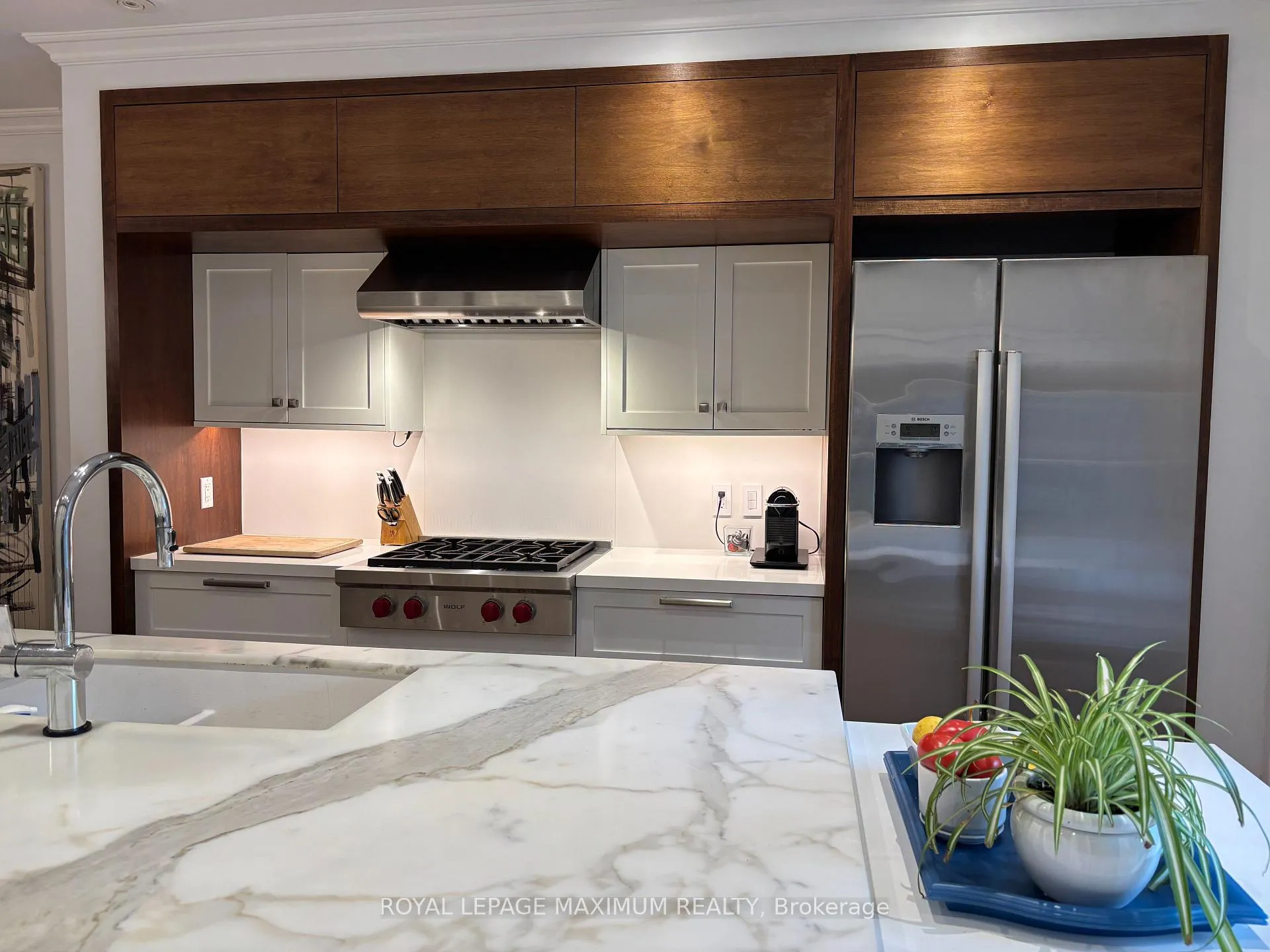 Photo 3 of 47 Vermont Avenue, Toronto, The Annex — HOMEH