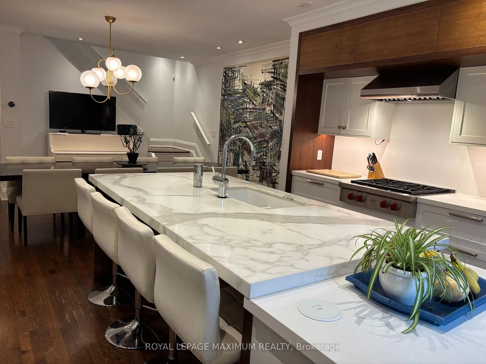 Photo 10 of 47 Vermont Avenue, Toronto, The Annex — HOMEH