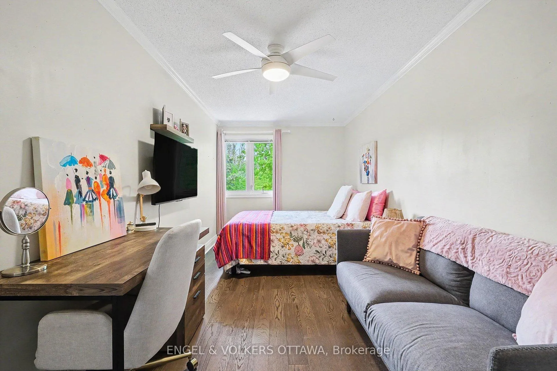 Photo 23 of 37 Gentle Gate Crescent, Ottawa, Hunt Club Park/Greenboro — HOMEH